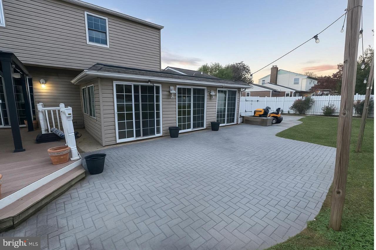 CAMELOT - Residential