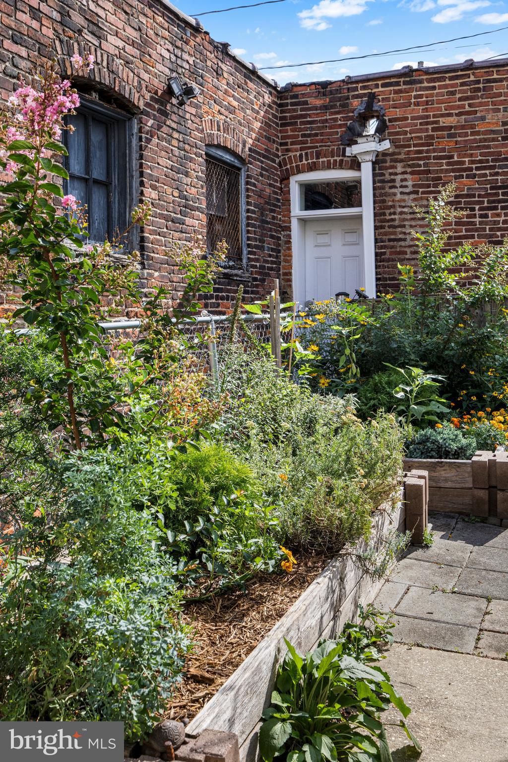 FEDERAL HILL HISTORIC DISTRICT - Residential