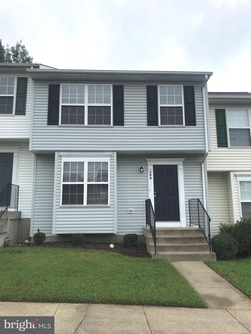 Spacious 3 level townhouse in north Stafford. Convenient location close to I-95 & Quantico! Features 3 bedrooms, 2 full baths and 2 half baths!  Available immediately.  Pets are considered case by case.