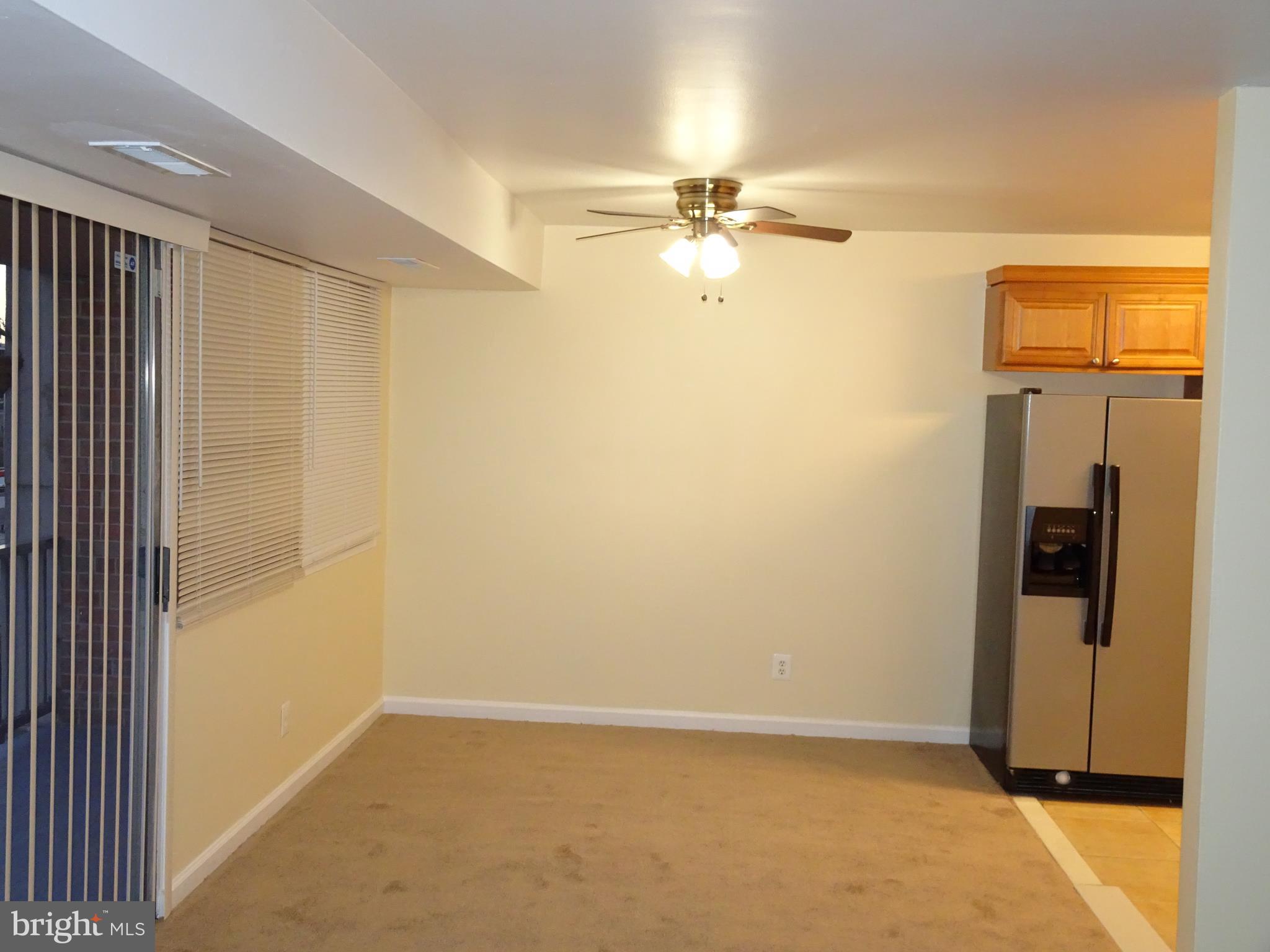 THE SEASONS - Residential