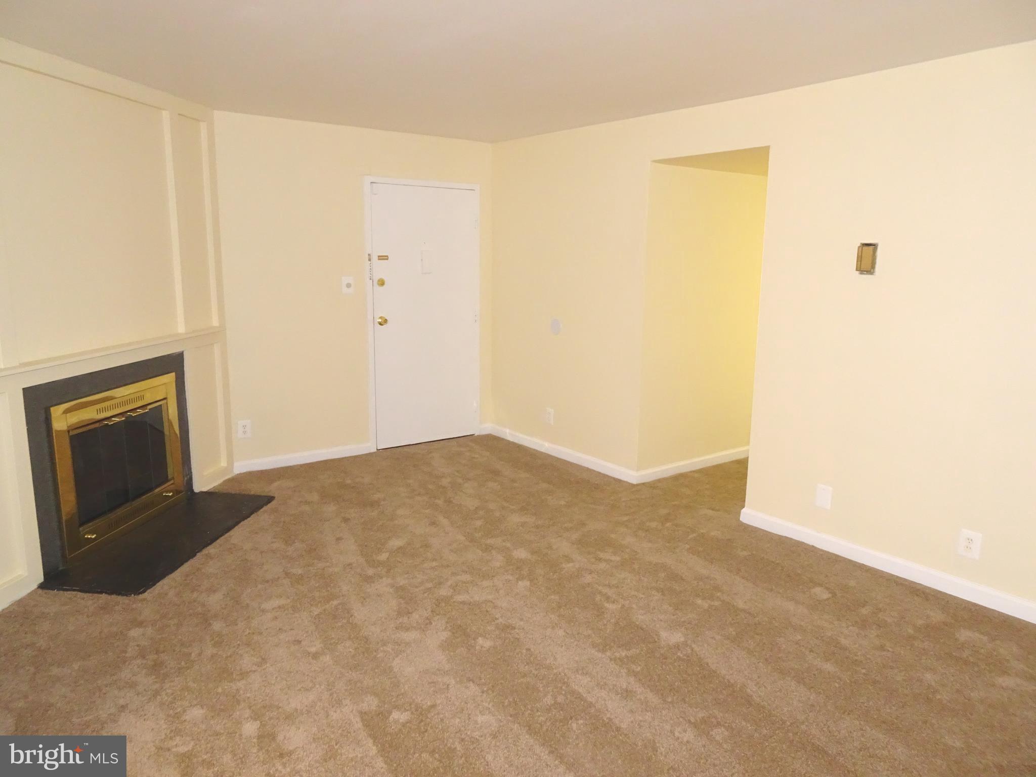 THE SEASONS - Residential