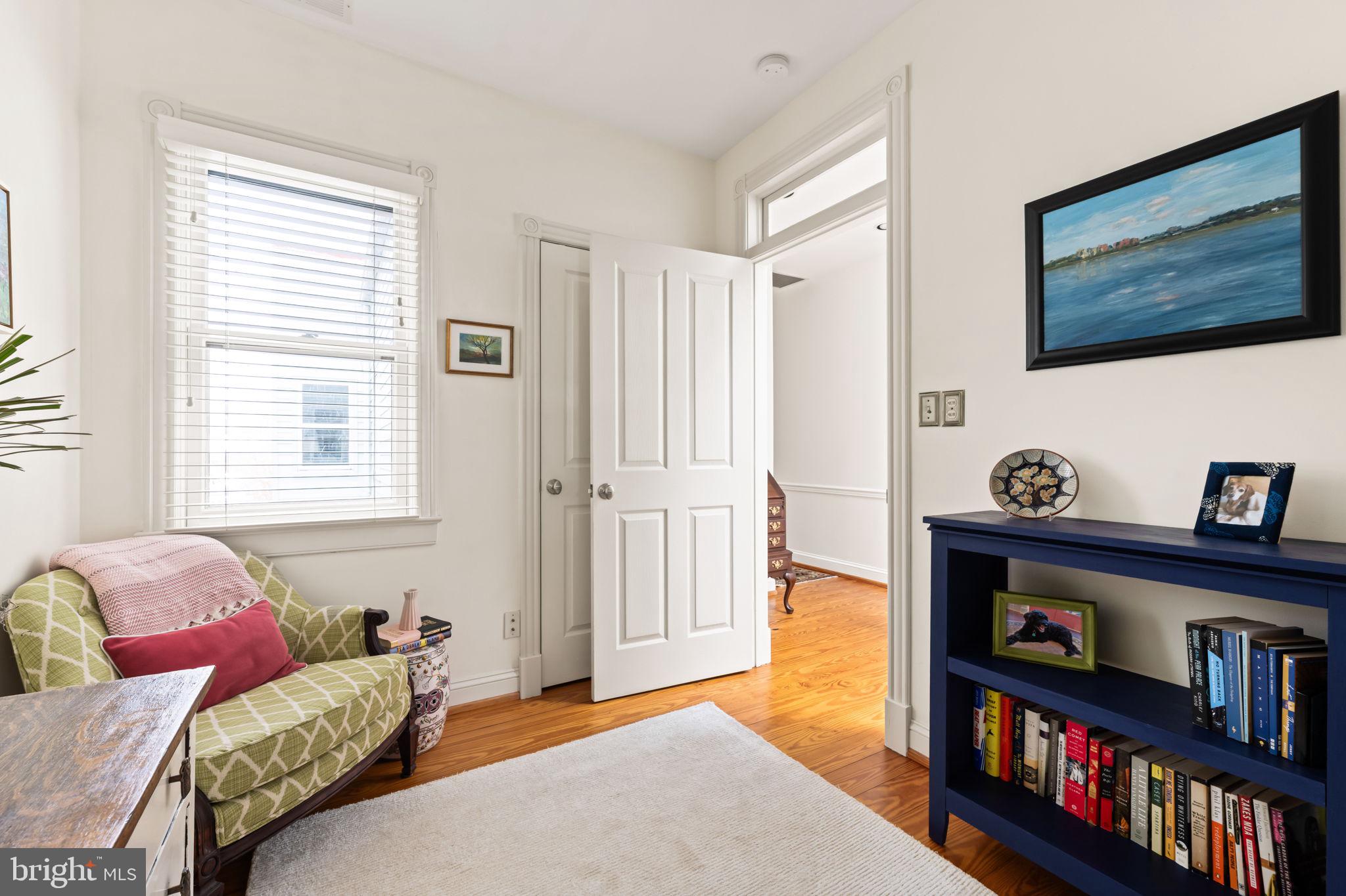 OLD TOWN ALEXANDRIA - Residential