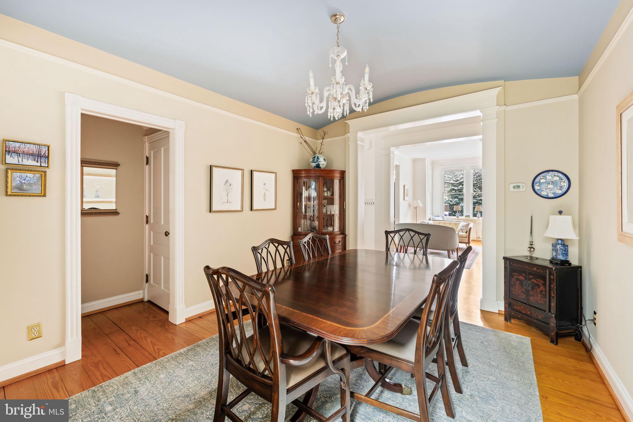 OLD TOWN ALEXANDRIA - Residential