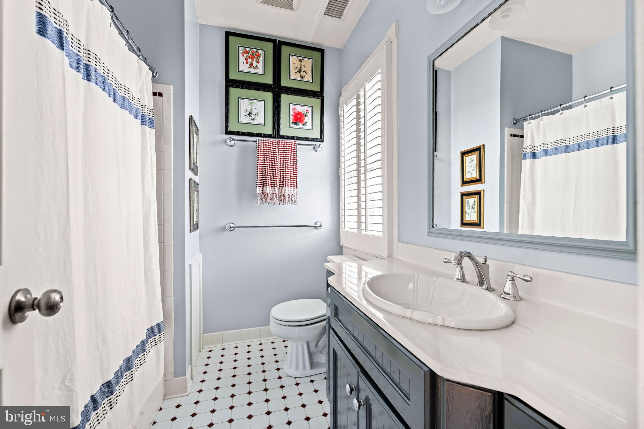 OLD TOWN ALEXANDRIA - Residential