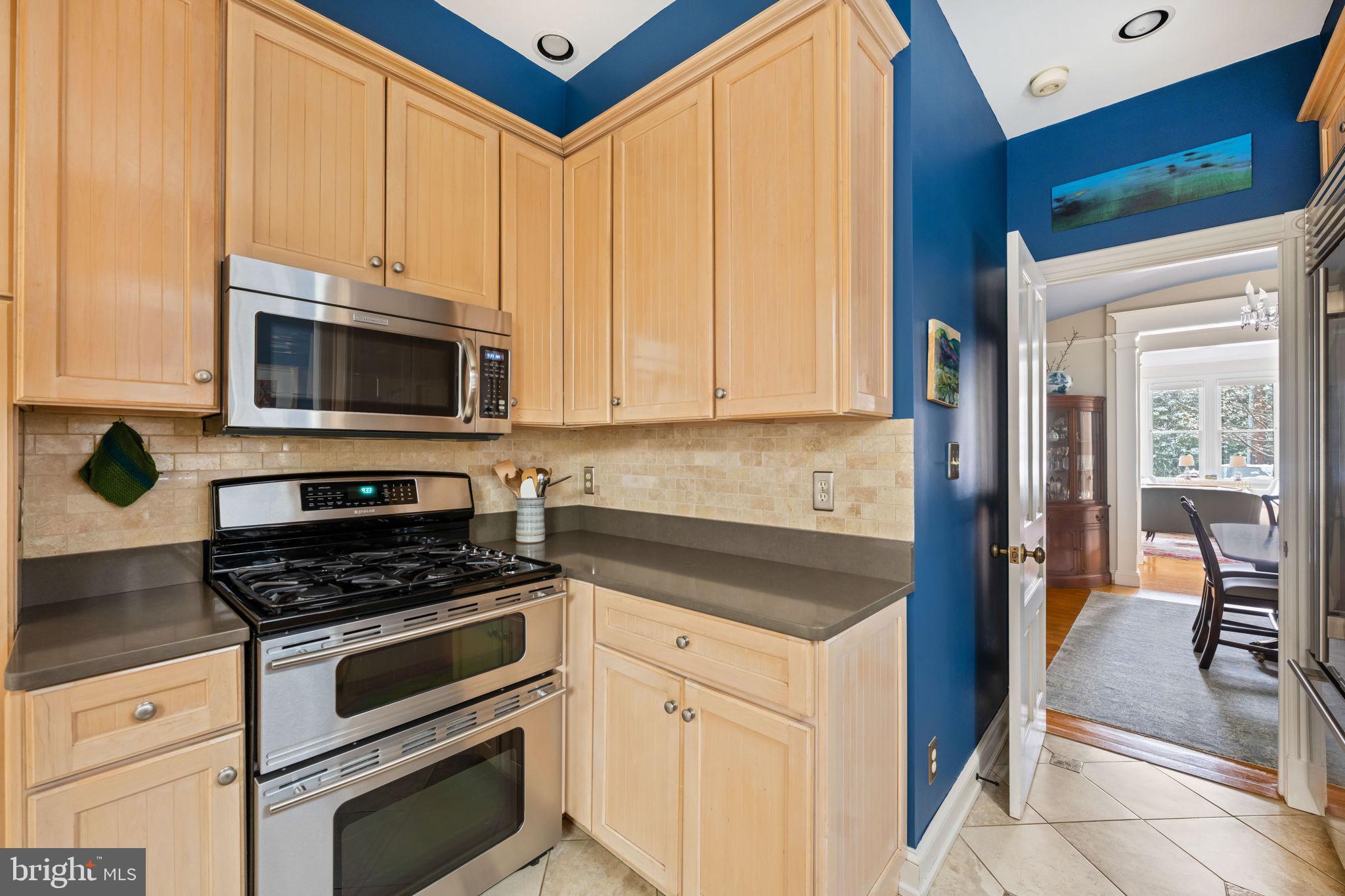 OLD TOWN ALEXANDRIA - Residential