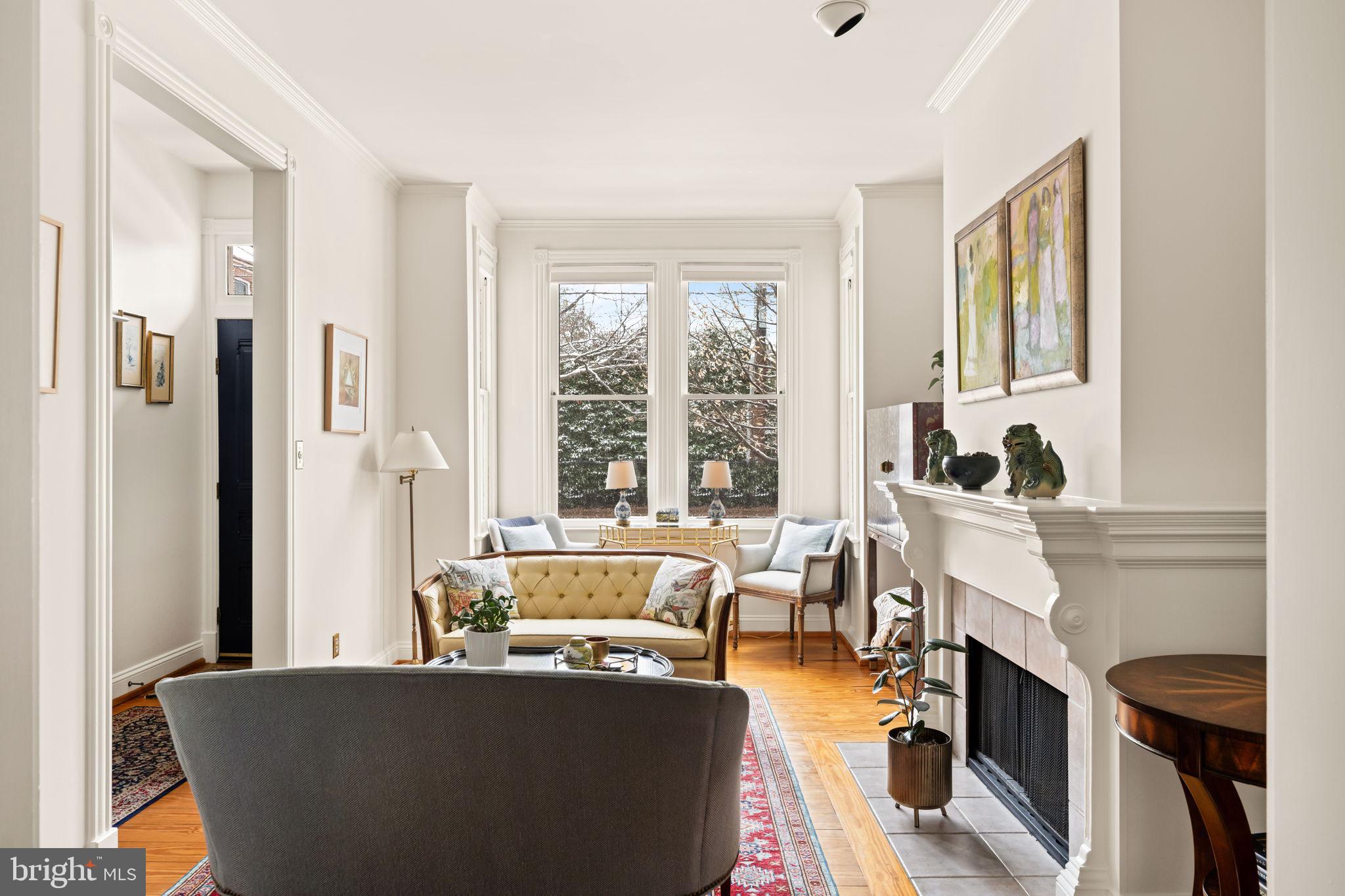 OLD TOWN ALEXANDRIA - Residential