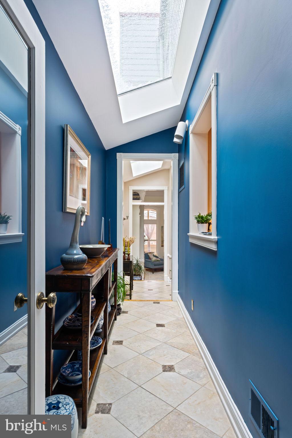 OLD TOWN ALEXANDRIA - Residential