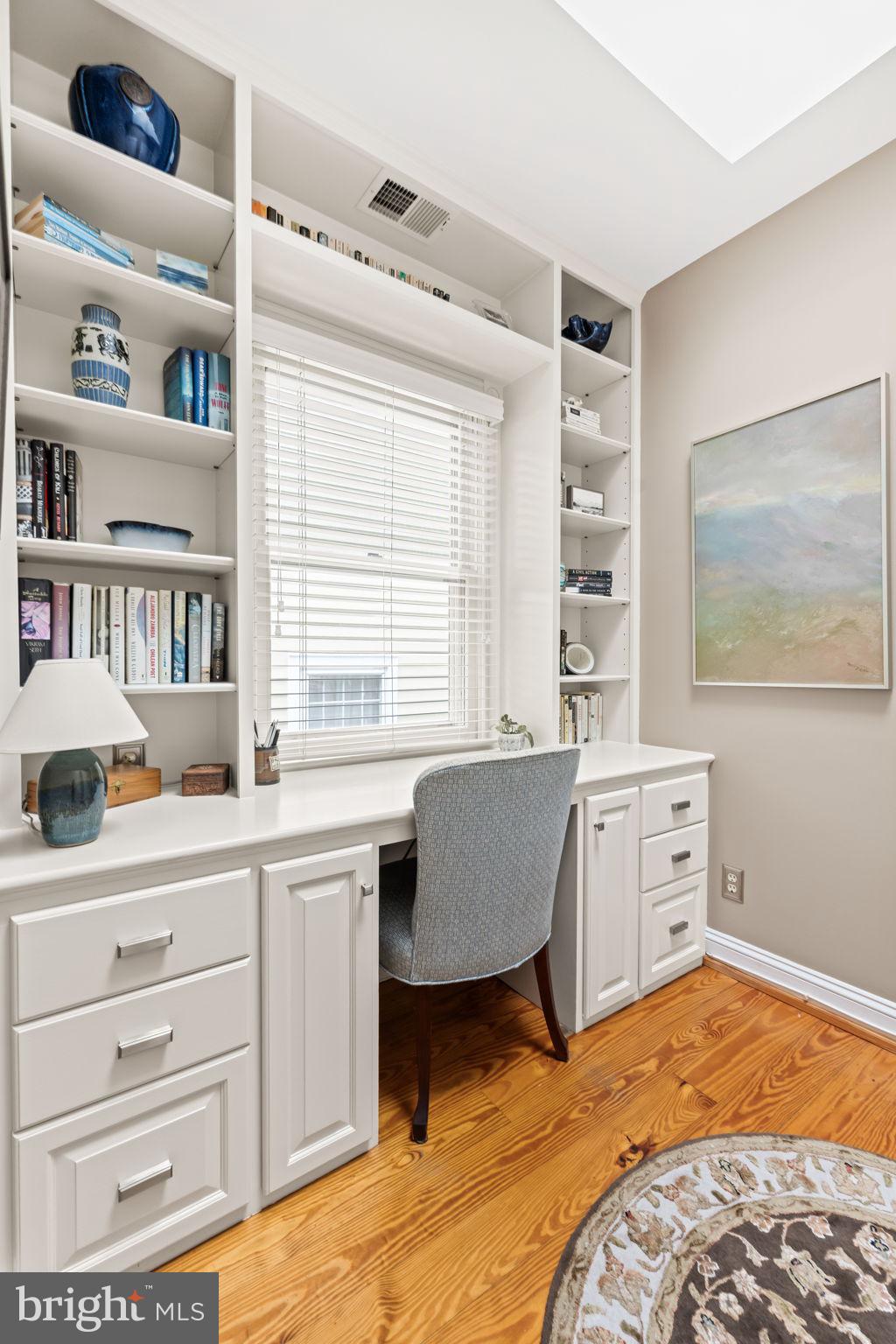 OLD TOWN ALEXANDRIA - Residential