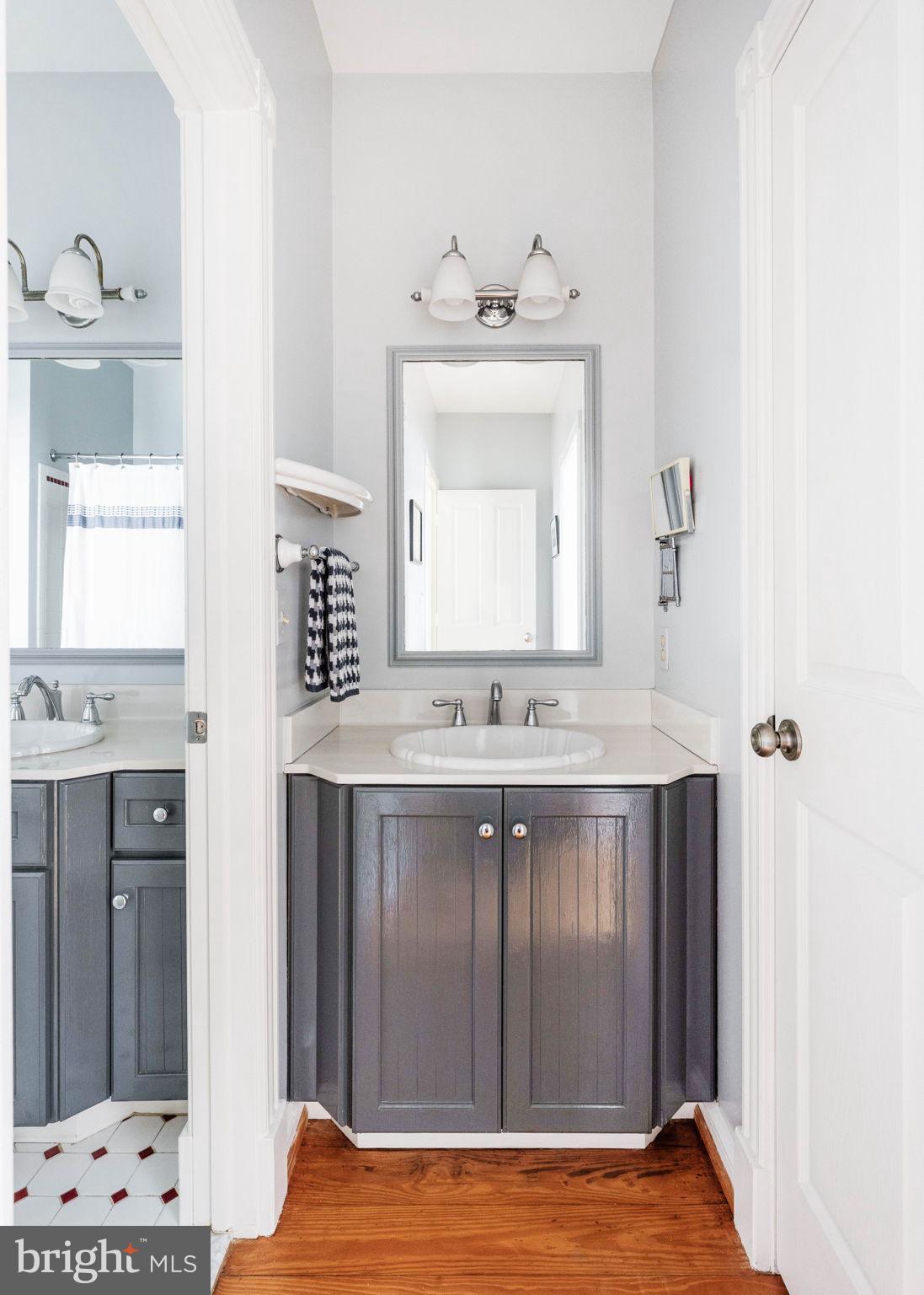 OLD TOWN ALEXANDRIA - Residential