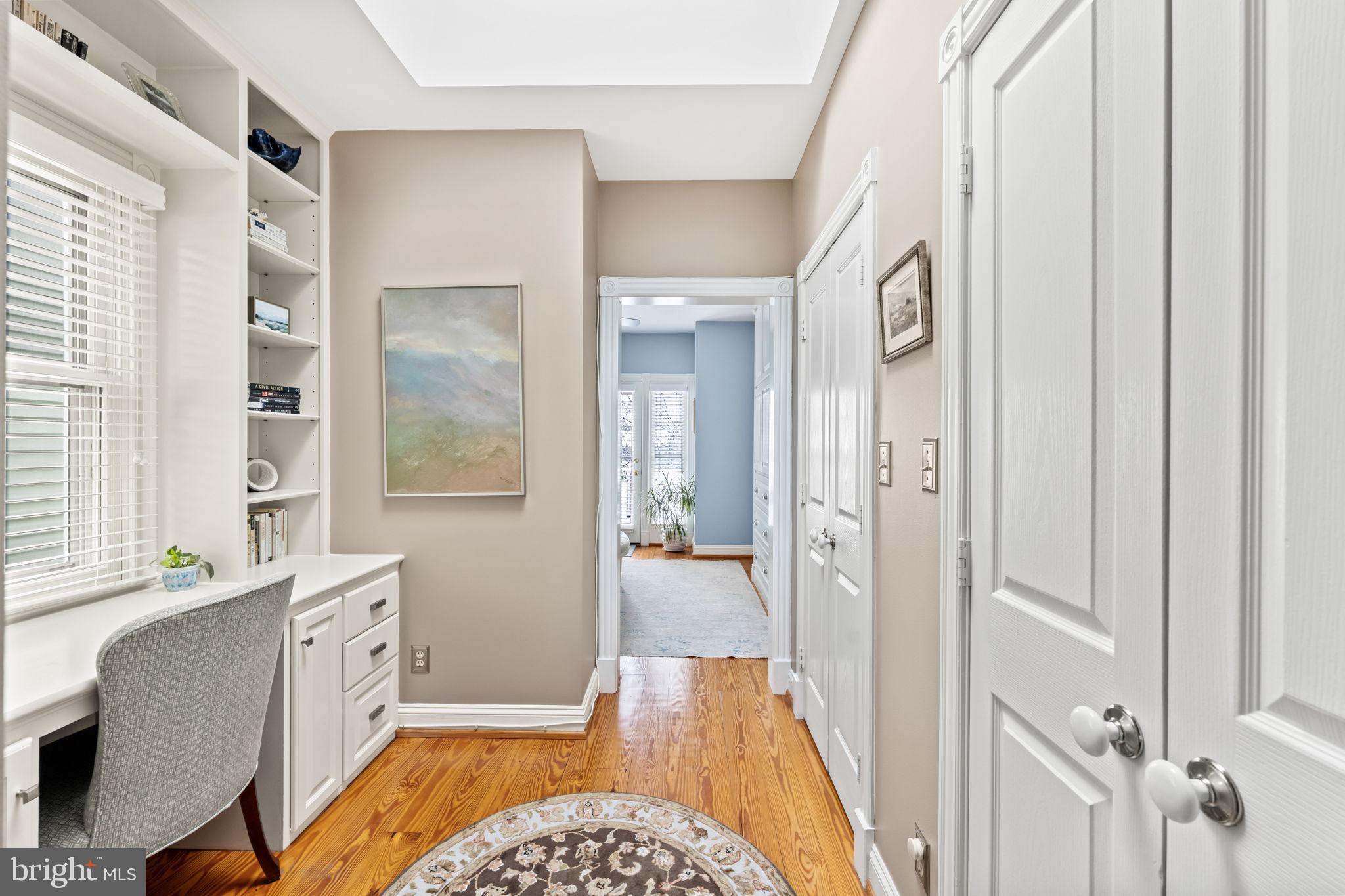 OLD TOWN ALEXANDRIA - Residential