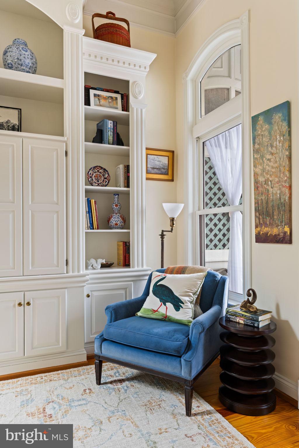 OLD TOWN ALEXANDRIA - Residential