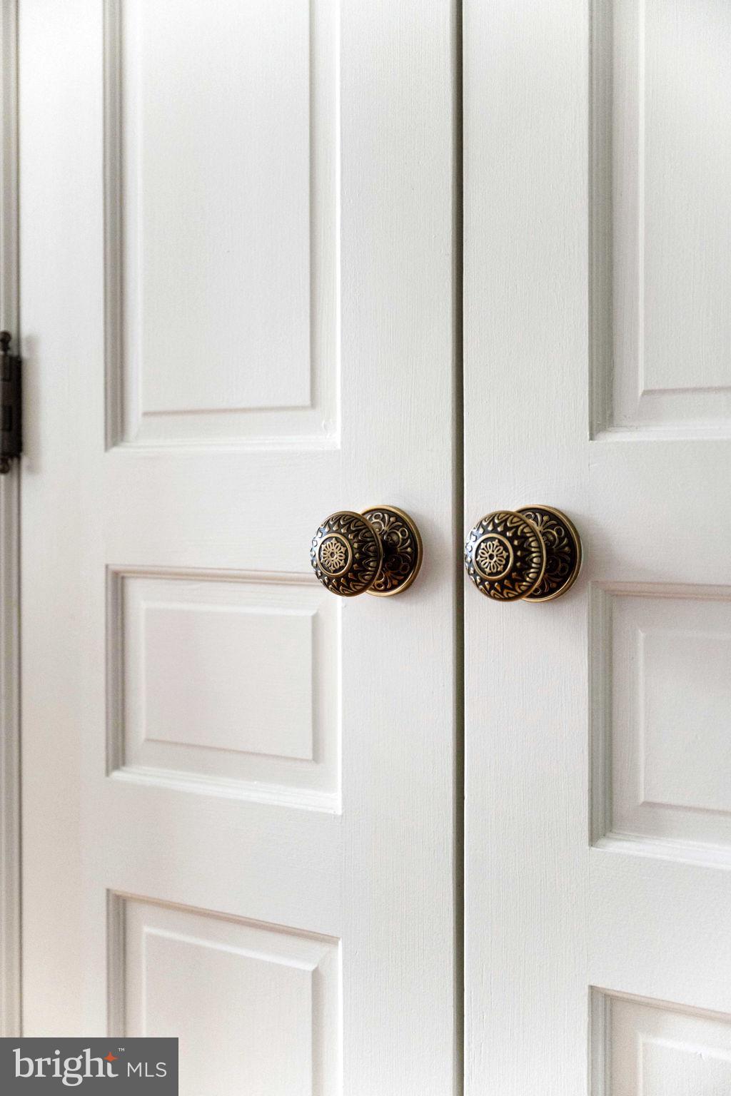 OLD TOWN ALEXANDRIA - Residential