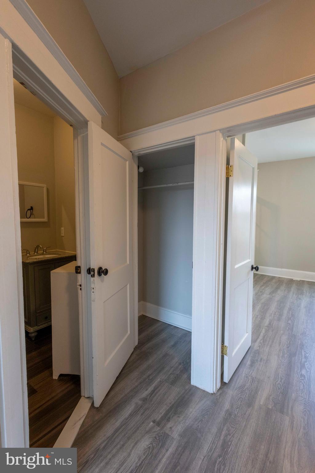 SAINT AGNES - Residential Lease