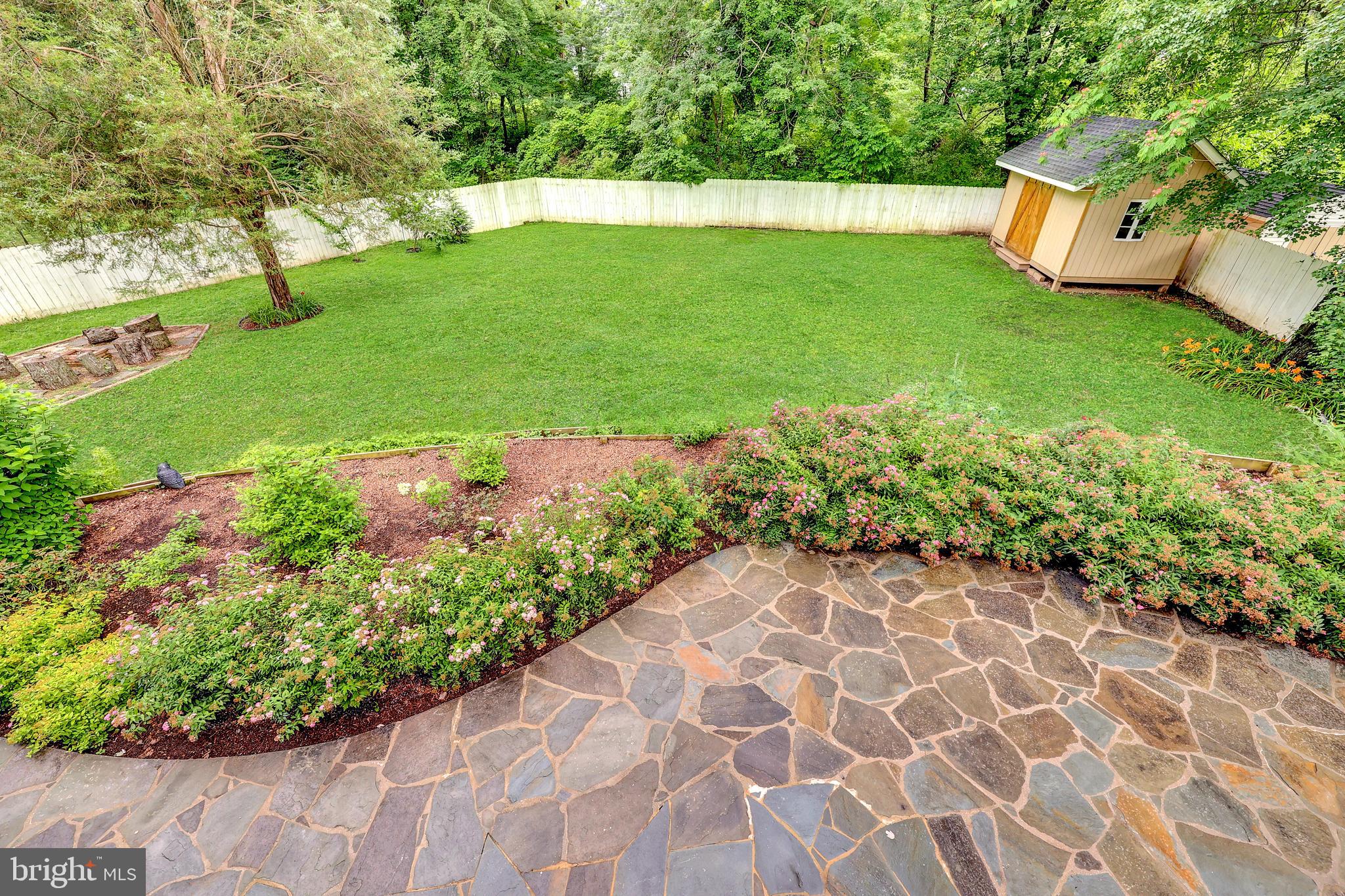 MUNSON HILL - Residential