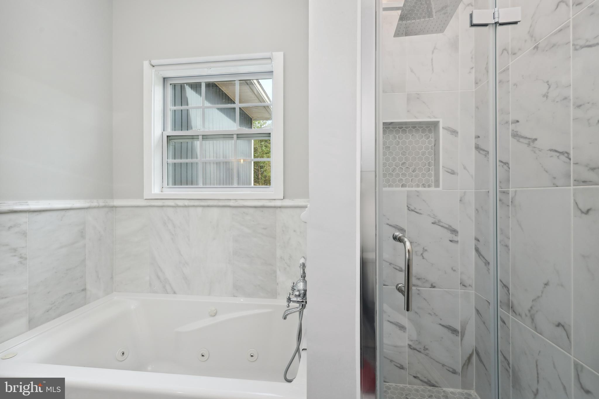 MUNSON HILL - Residential