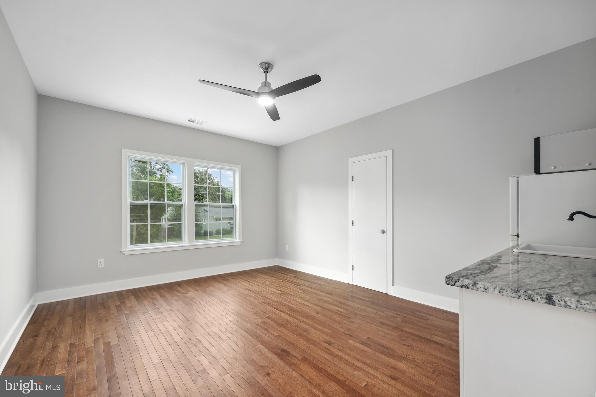 MUNSON HILL - Residential