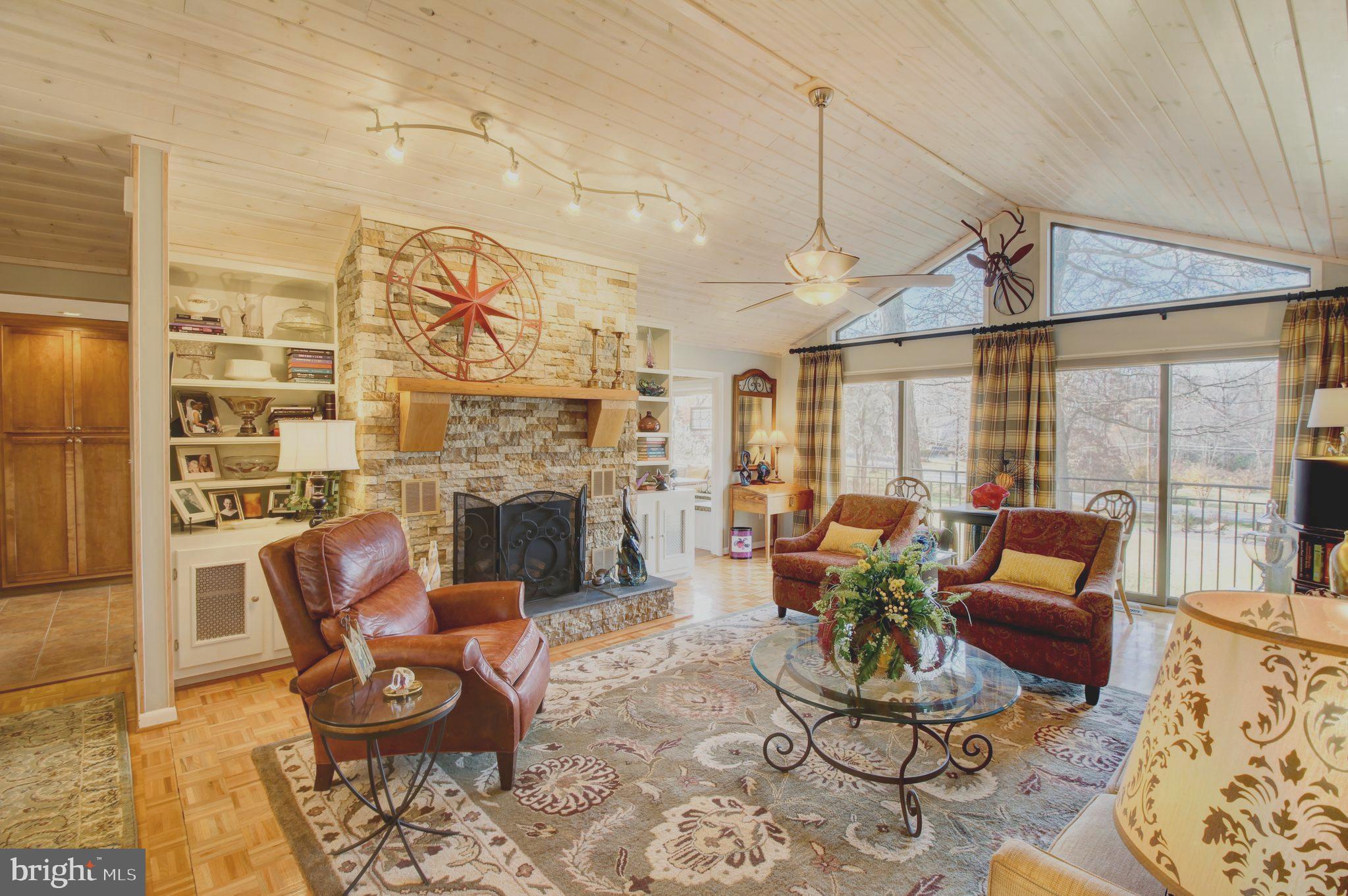 LAKE OF THE WOODS - Residential