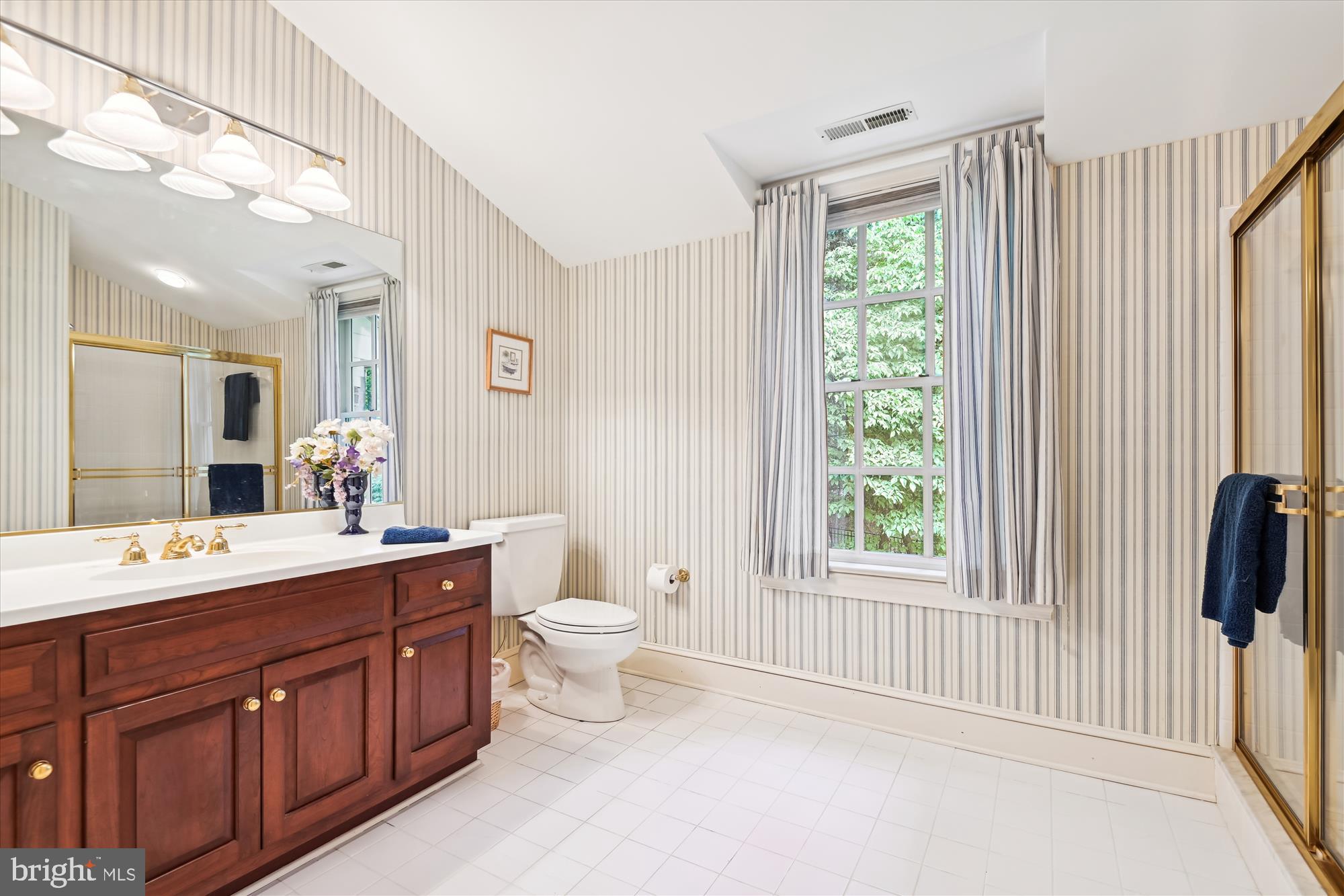 LAURELFORD - Residential