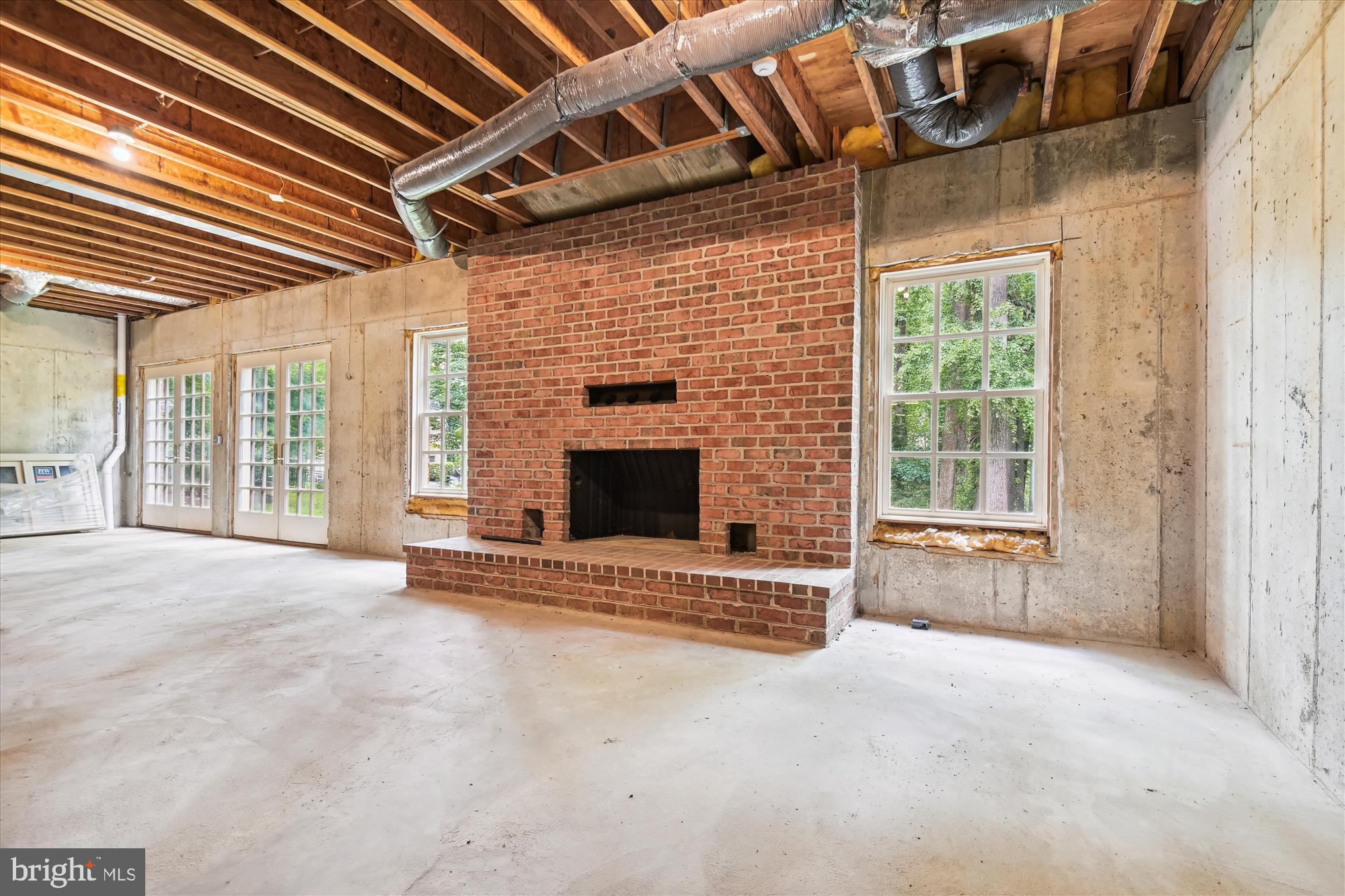 LAURELFORD - Residential