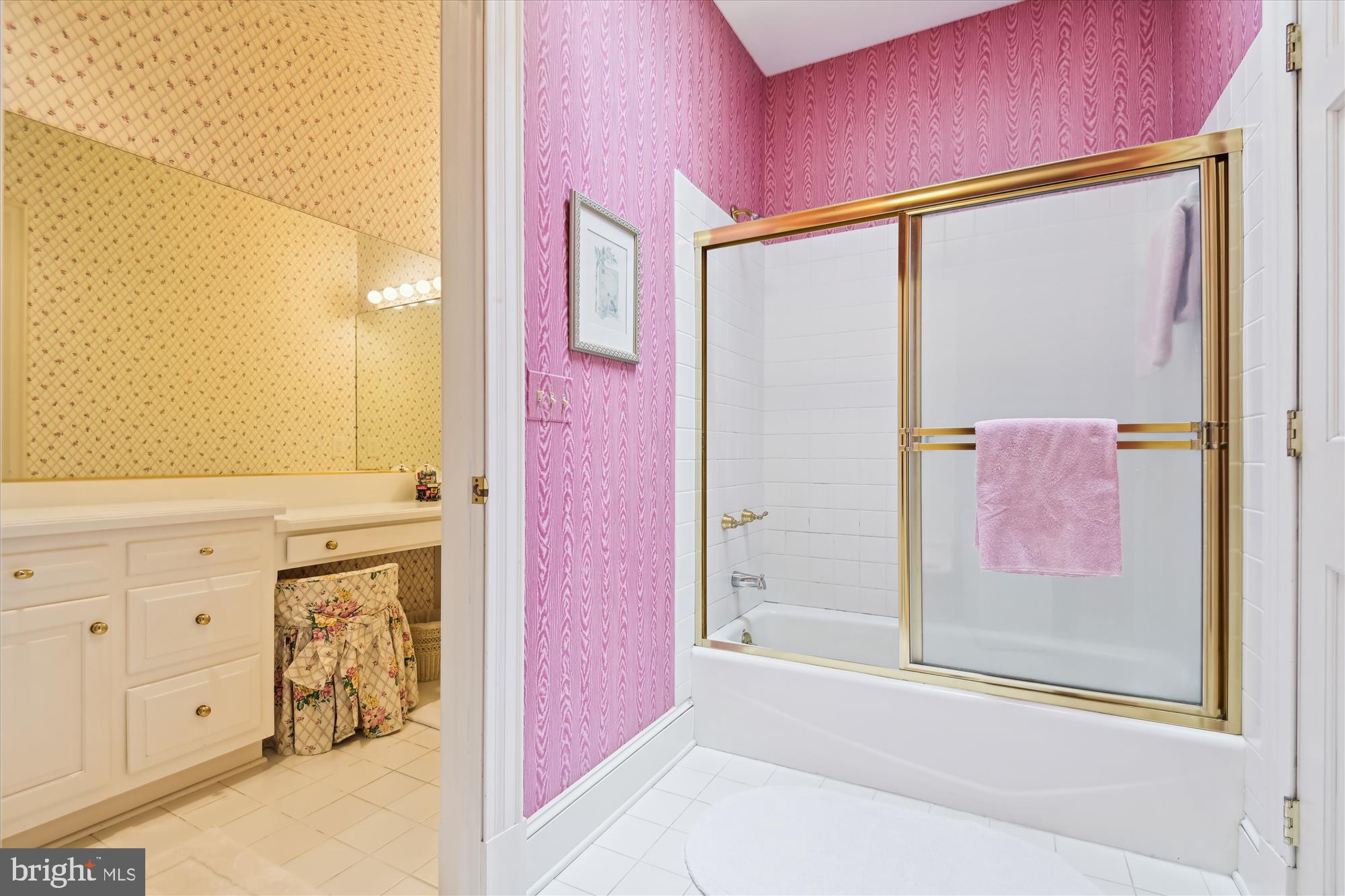 LAURELFORD - Residential