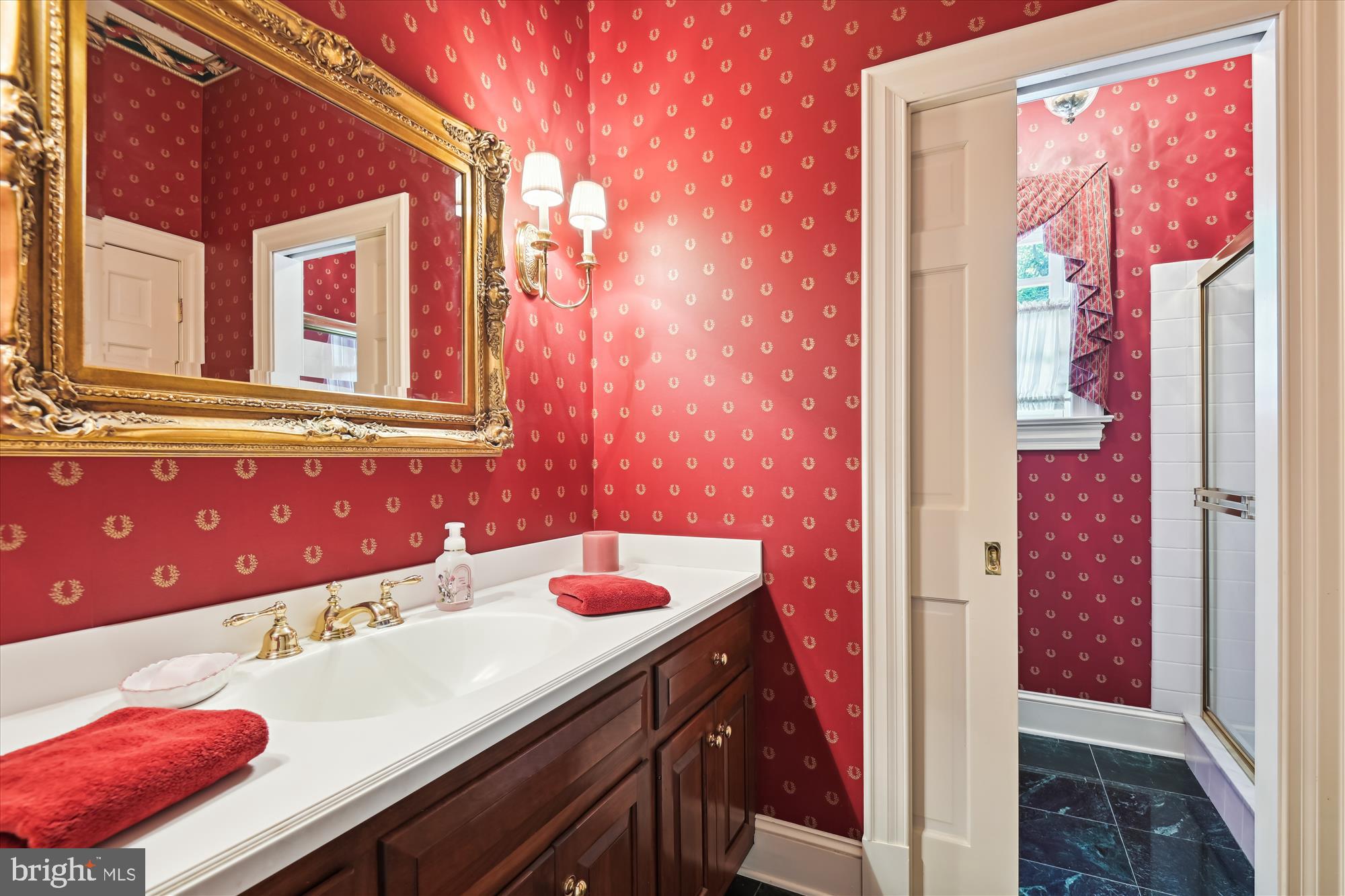 LAURELFORD - Residential