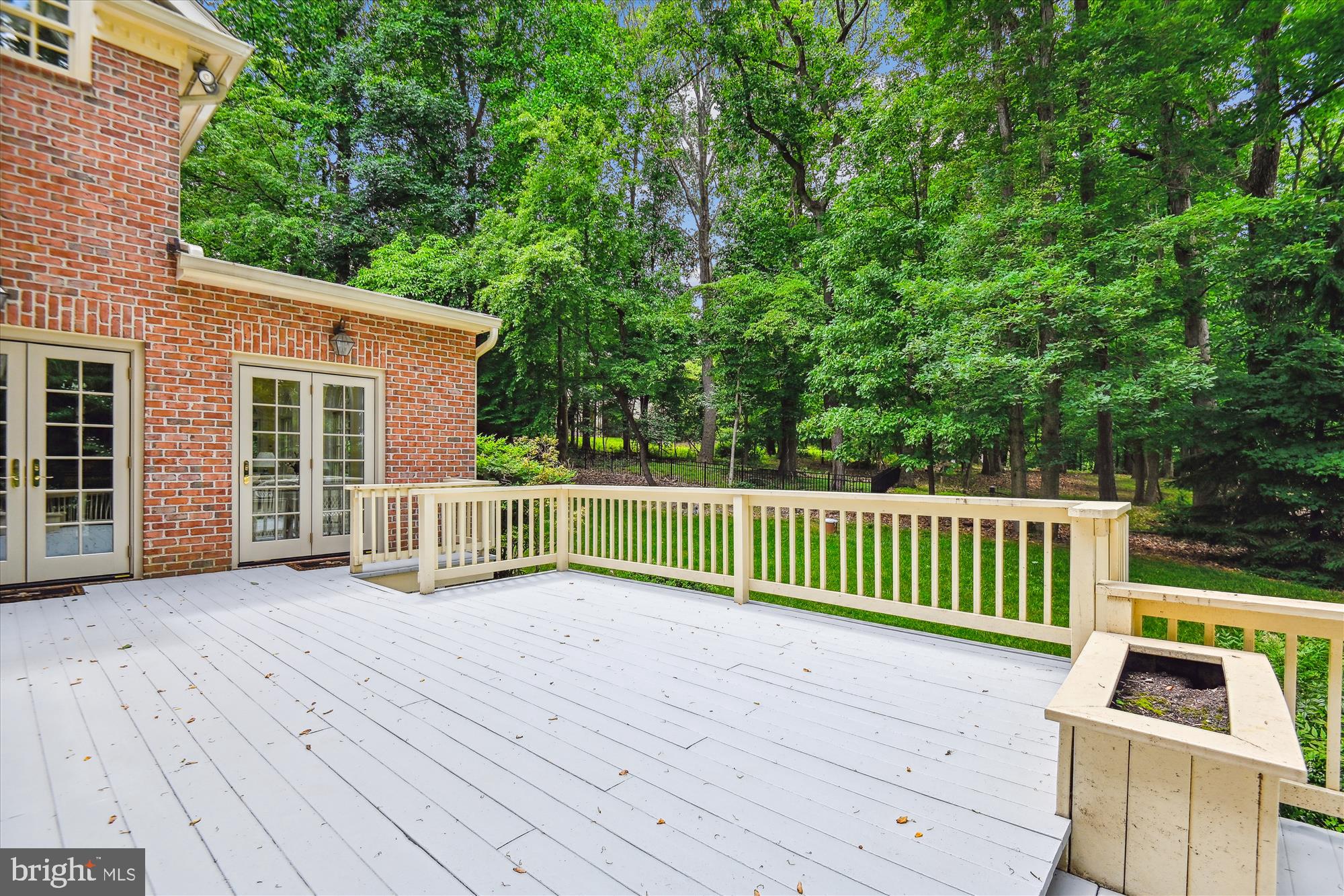 LAURELFORD - Residential