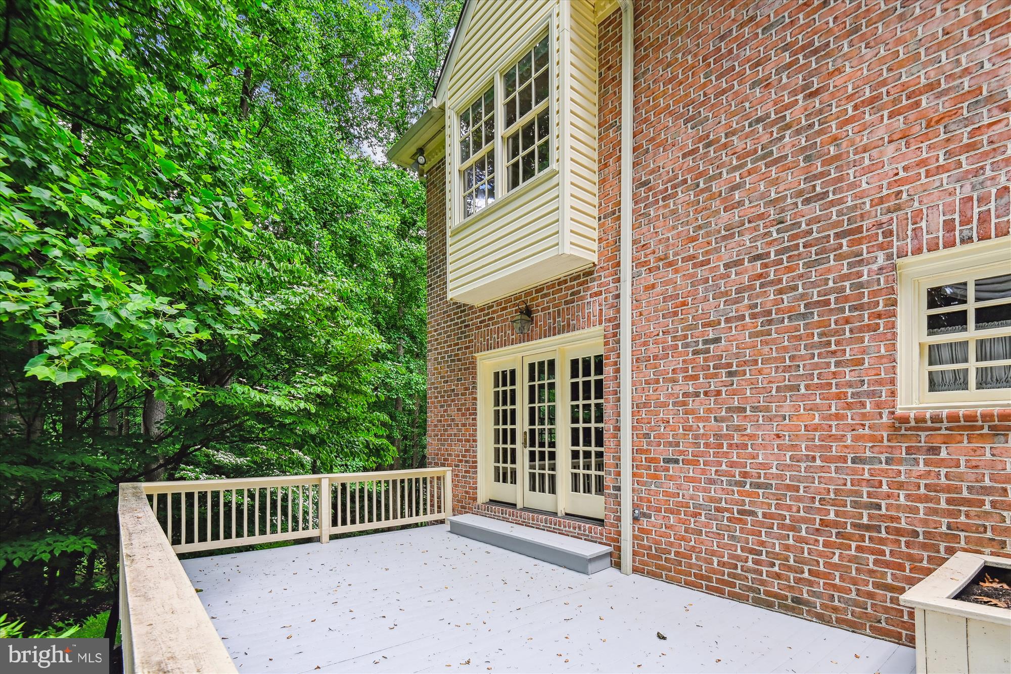 LAURELFORD - Residential