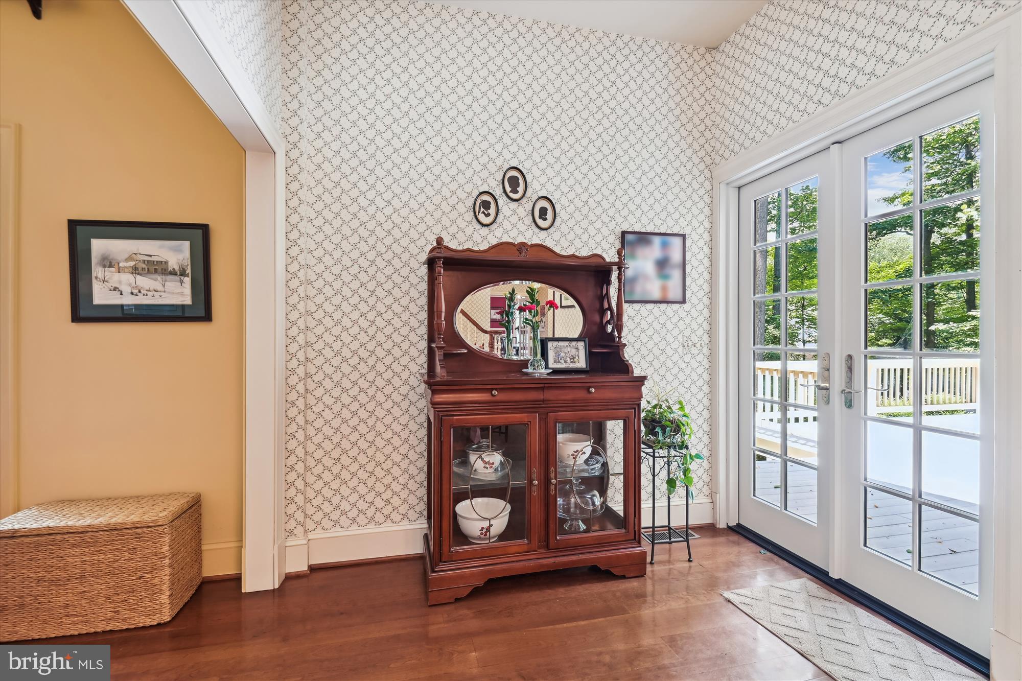 LAURELFORD - Residential