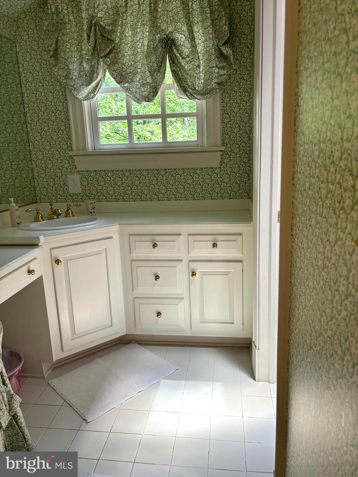 LAURELFORD - Residential