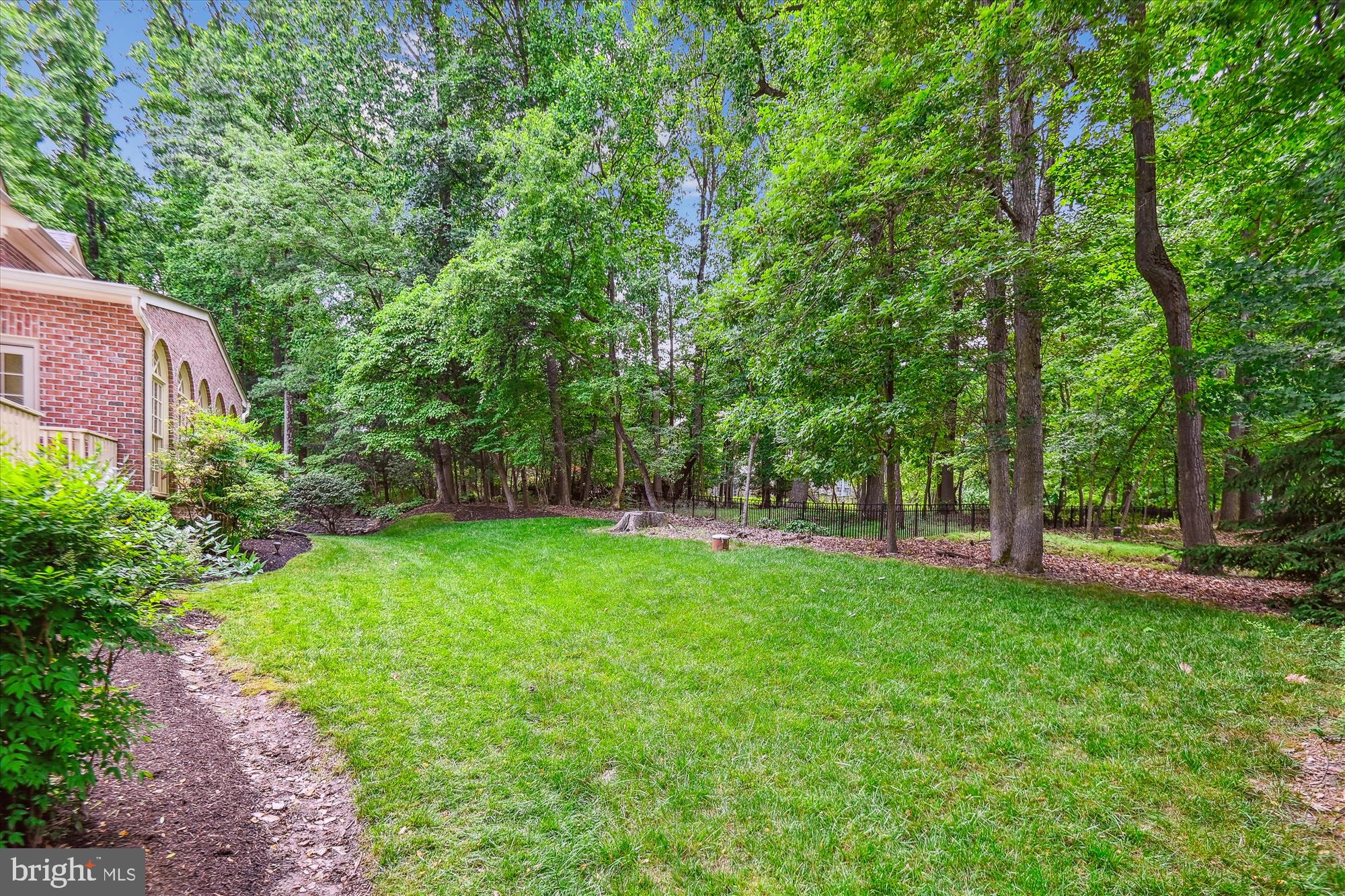 LAURELFORD - Residential