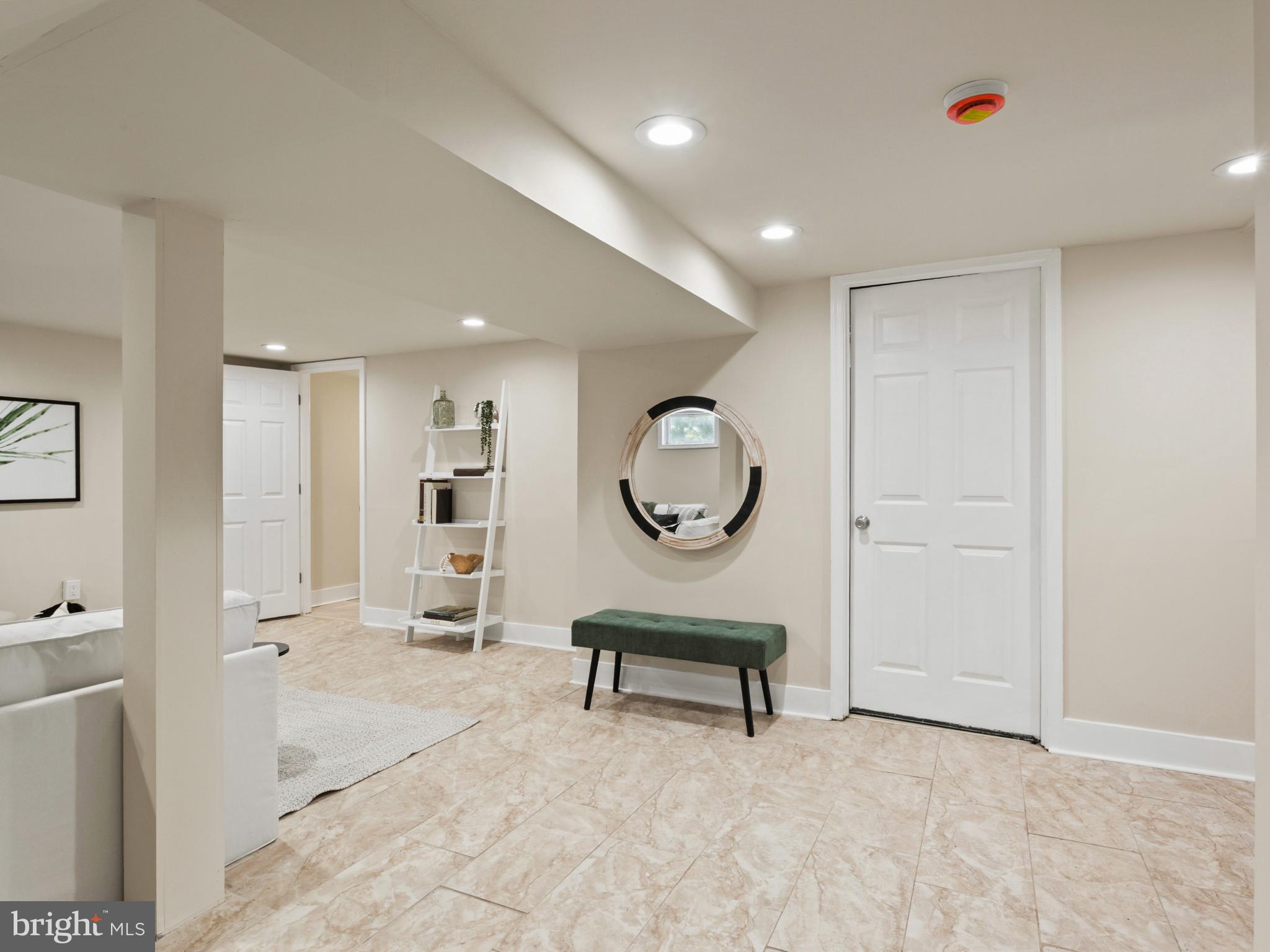 ELM RIDGE - Residential