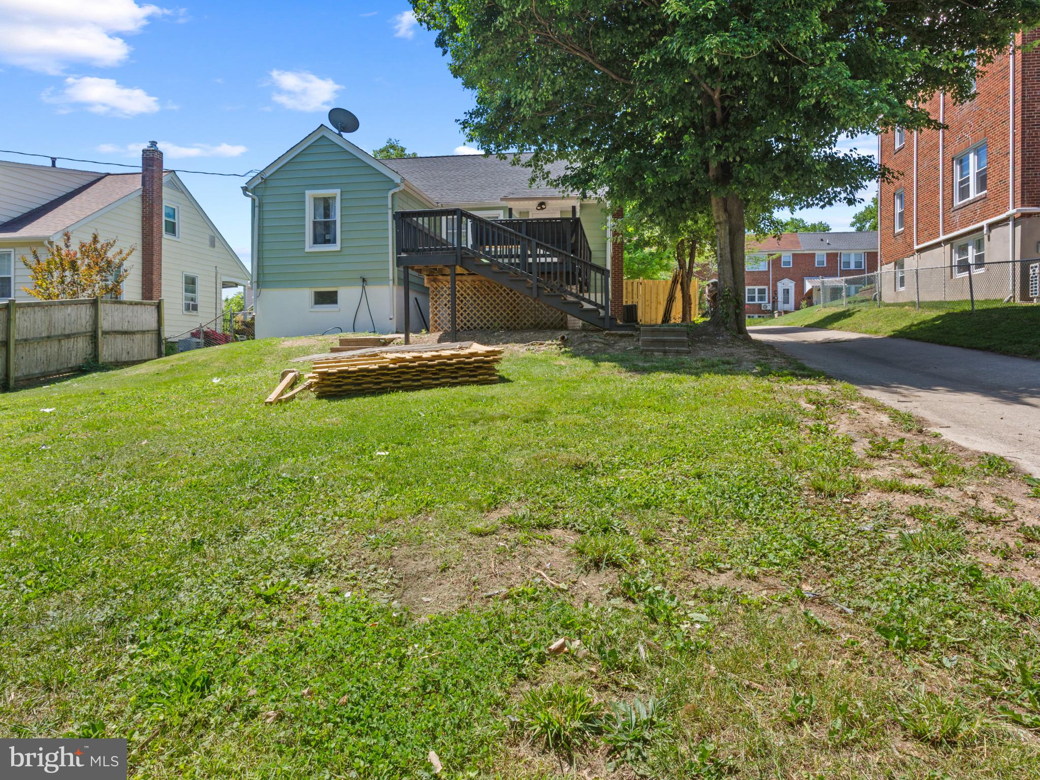 ELM RIDGE - Residential