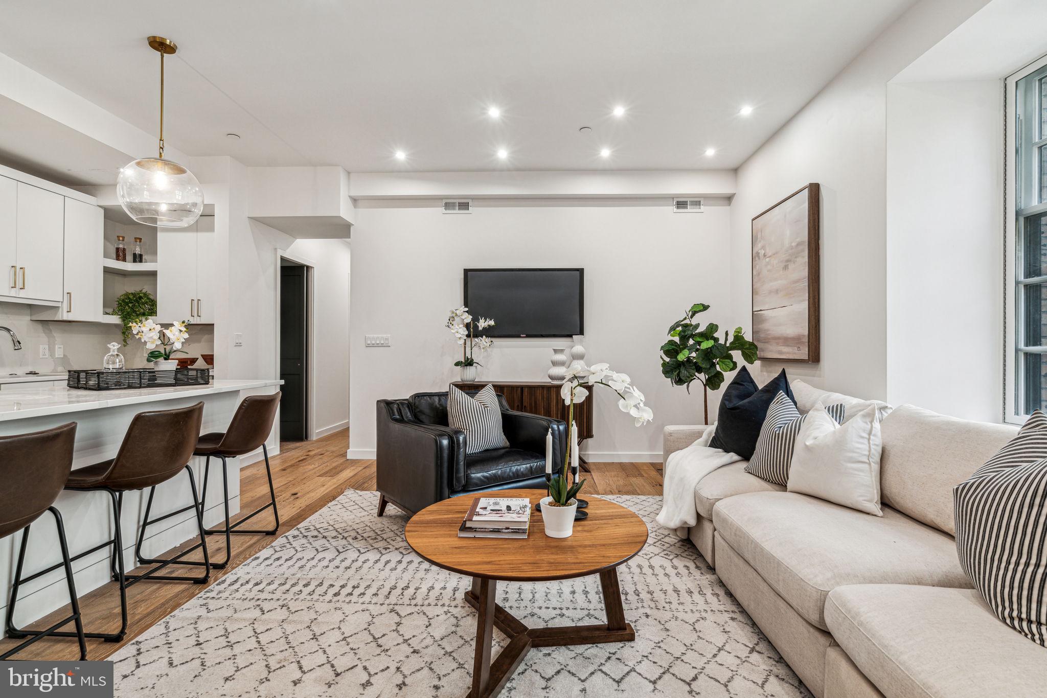 RITTENHOUSE SQUARE - Residential