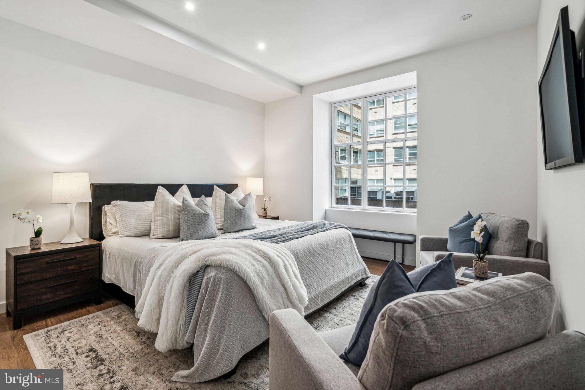 RITTENHOUSE SQUARE - Residential