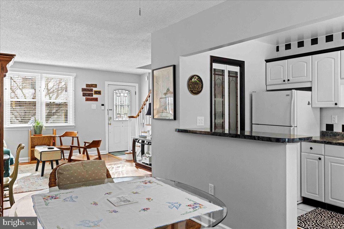 ROXBOROUGH - Residential