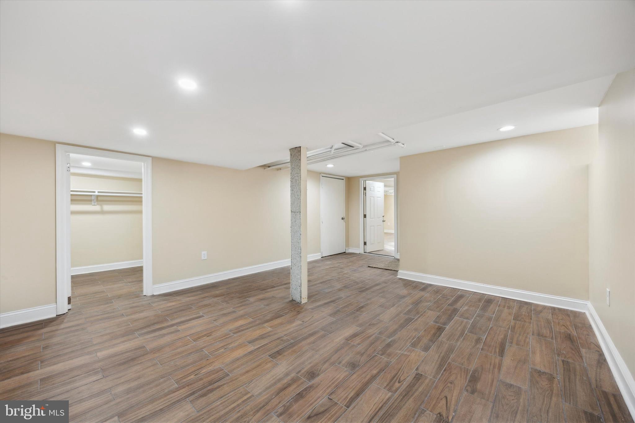 DREXEL MANOR - Residential Lease