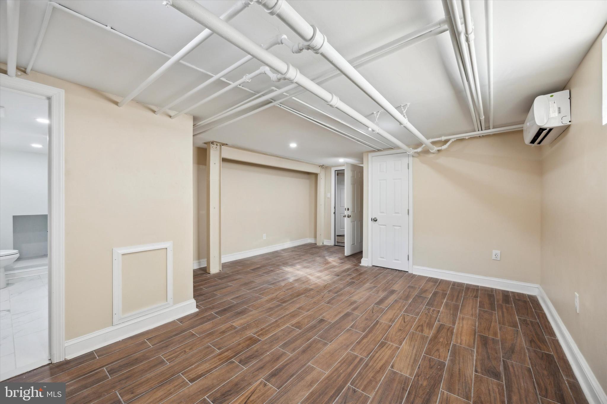 DREXEL MANOR - Residential Lease