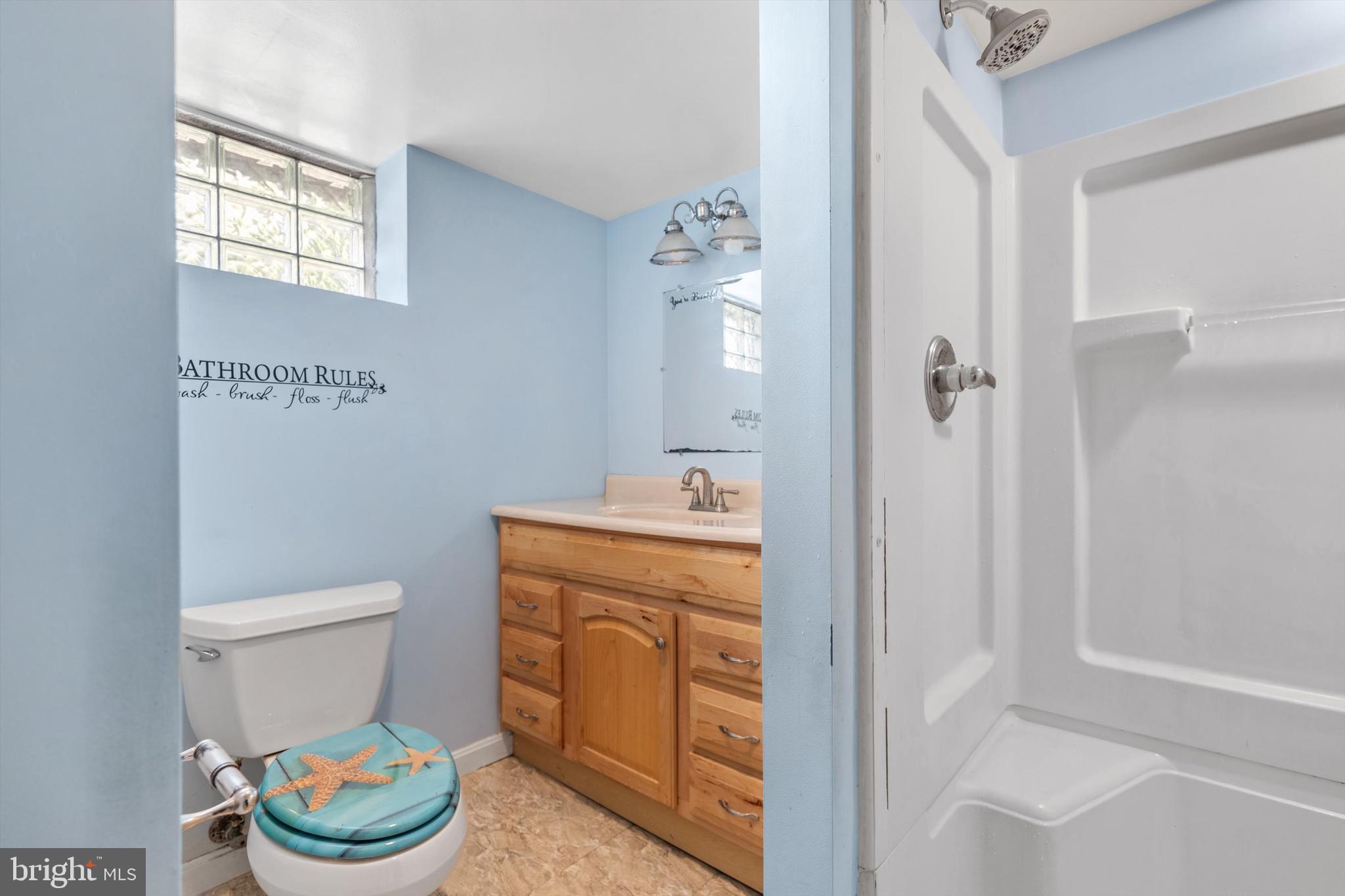 MEADOWBROOK - Residential