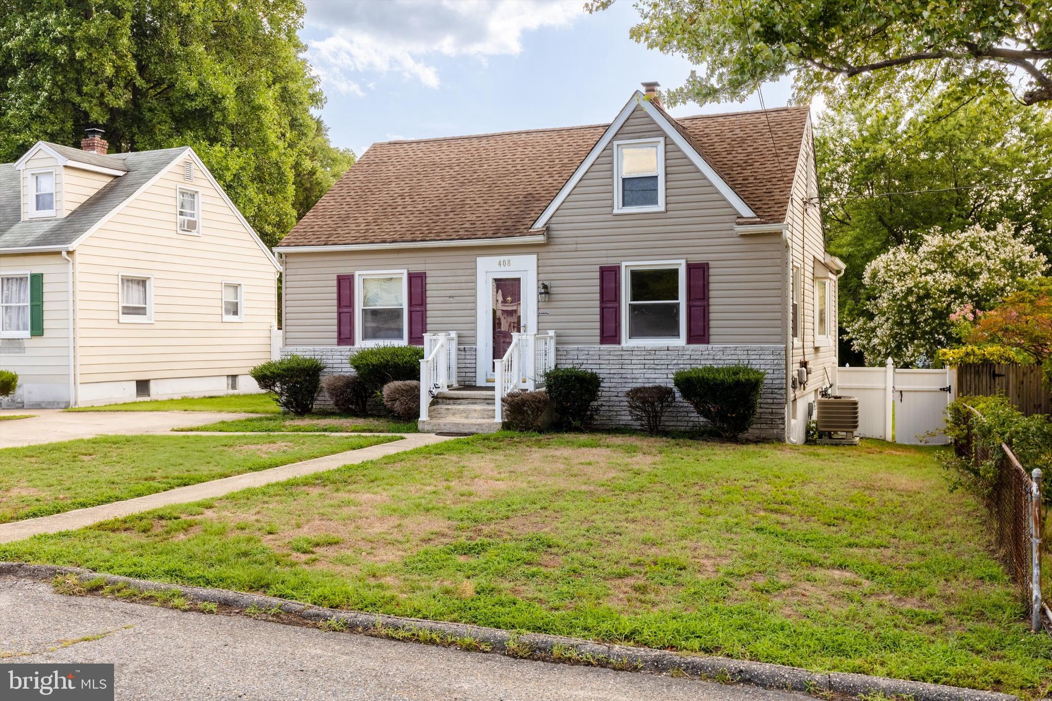 MEADOWBROOK - Residential
