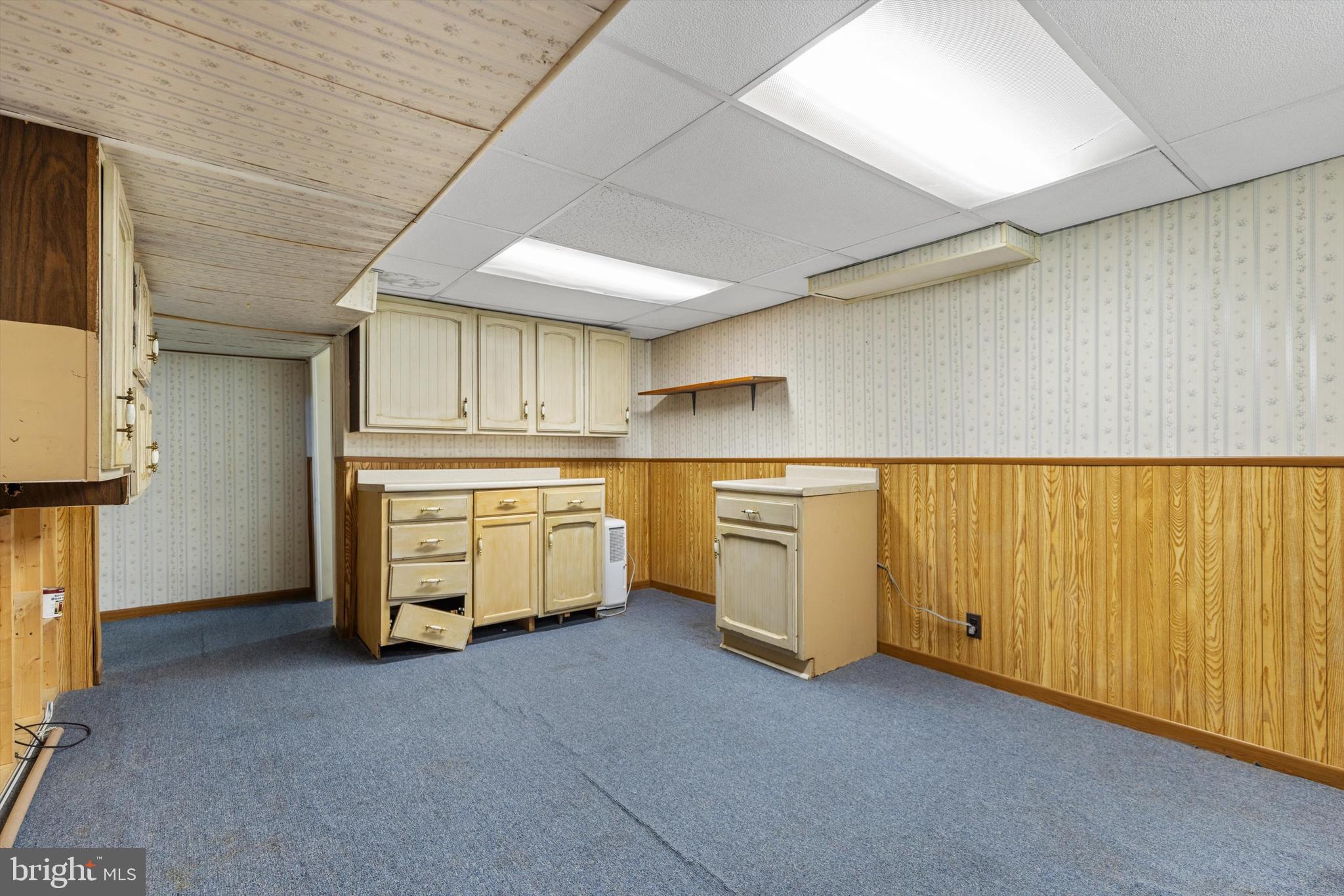 MEADOWBROOK - Residential