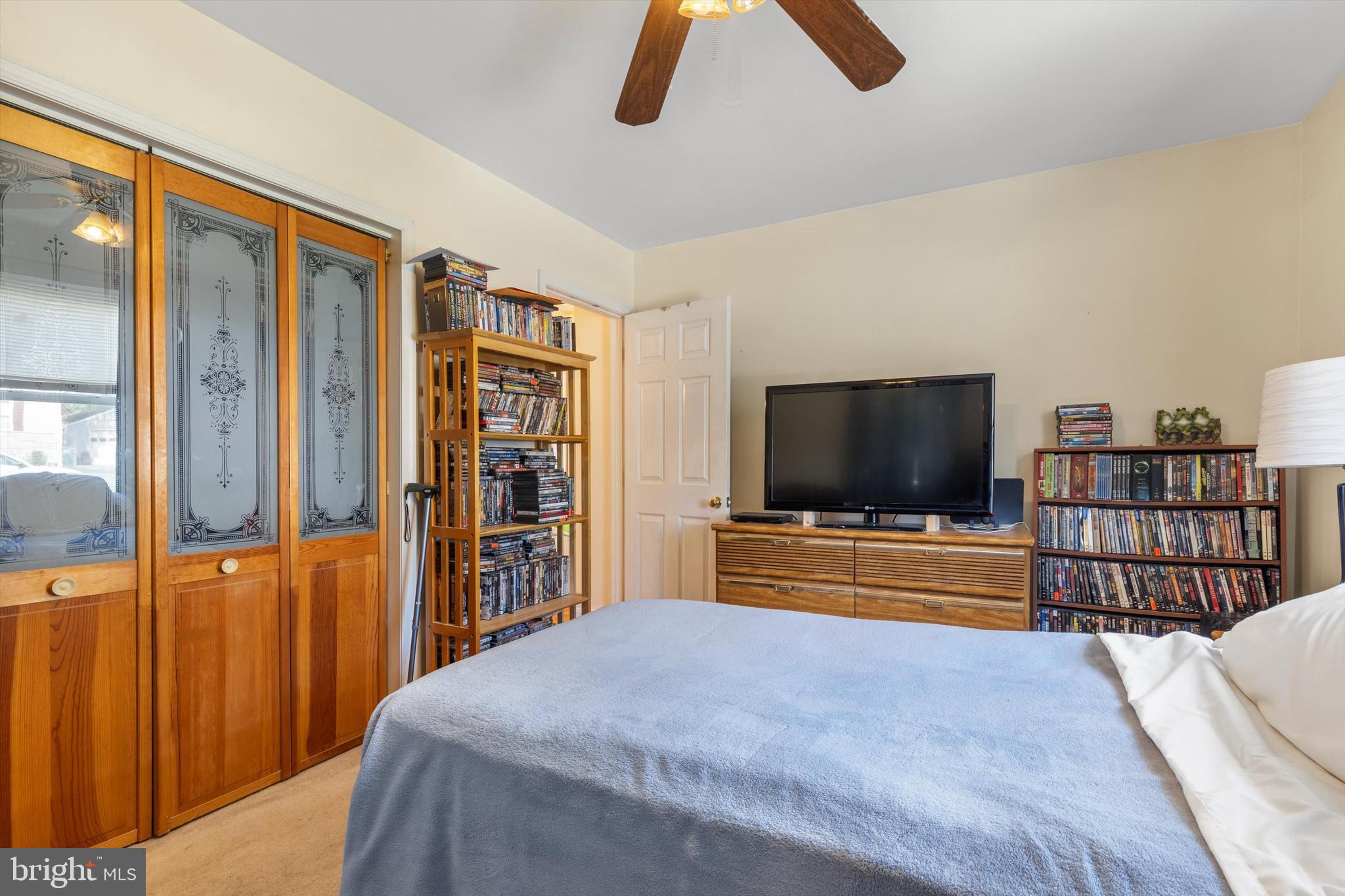 MEADOWBROOK - Residential