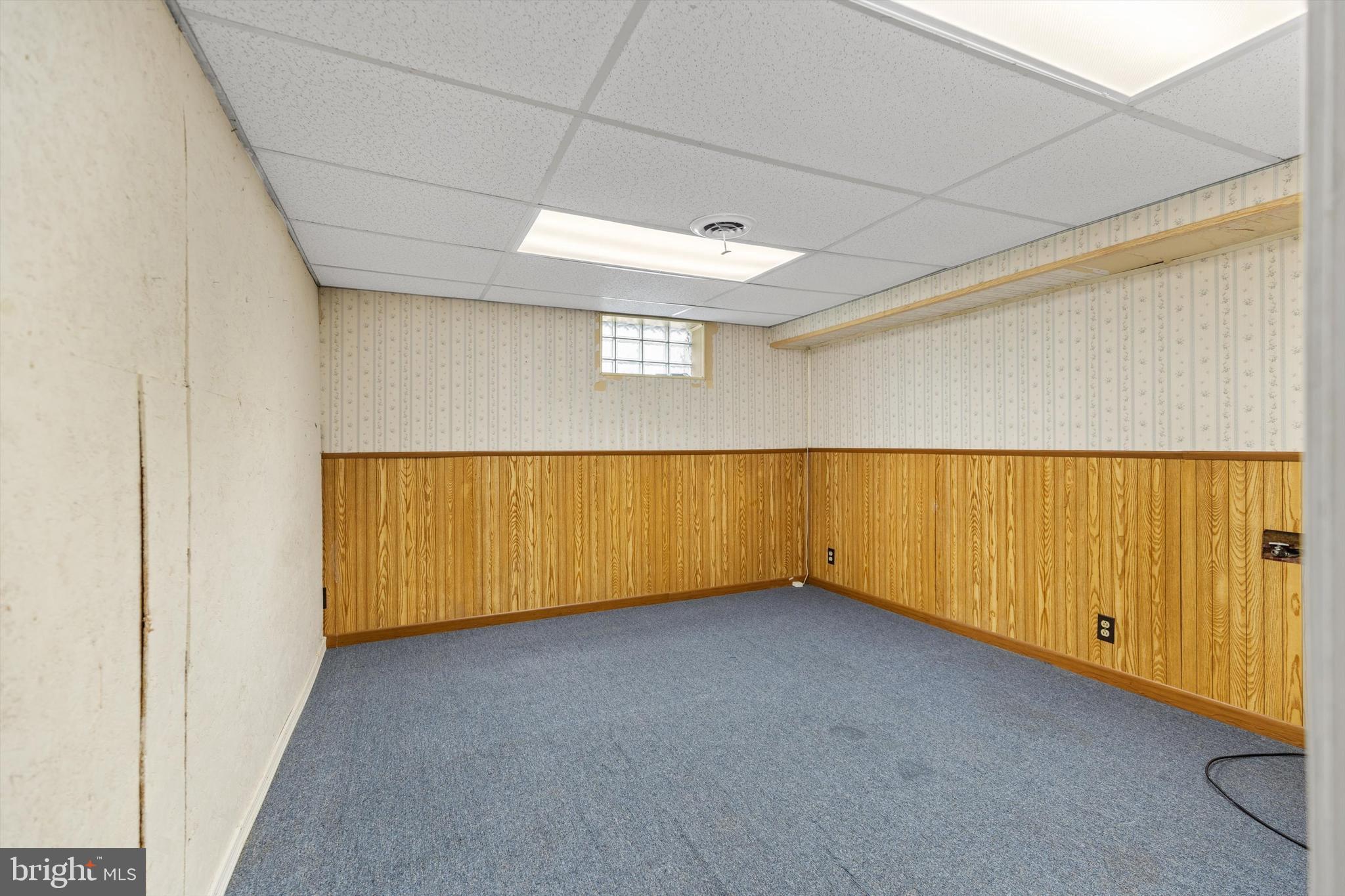 MEADOWBROOK - Residential