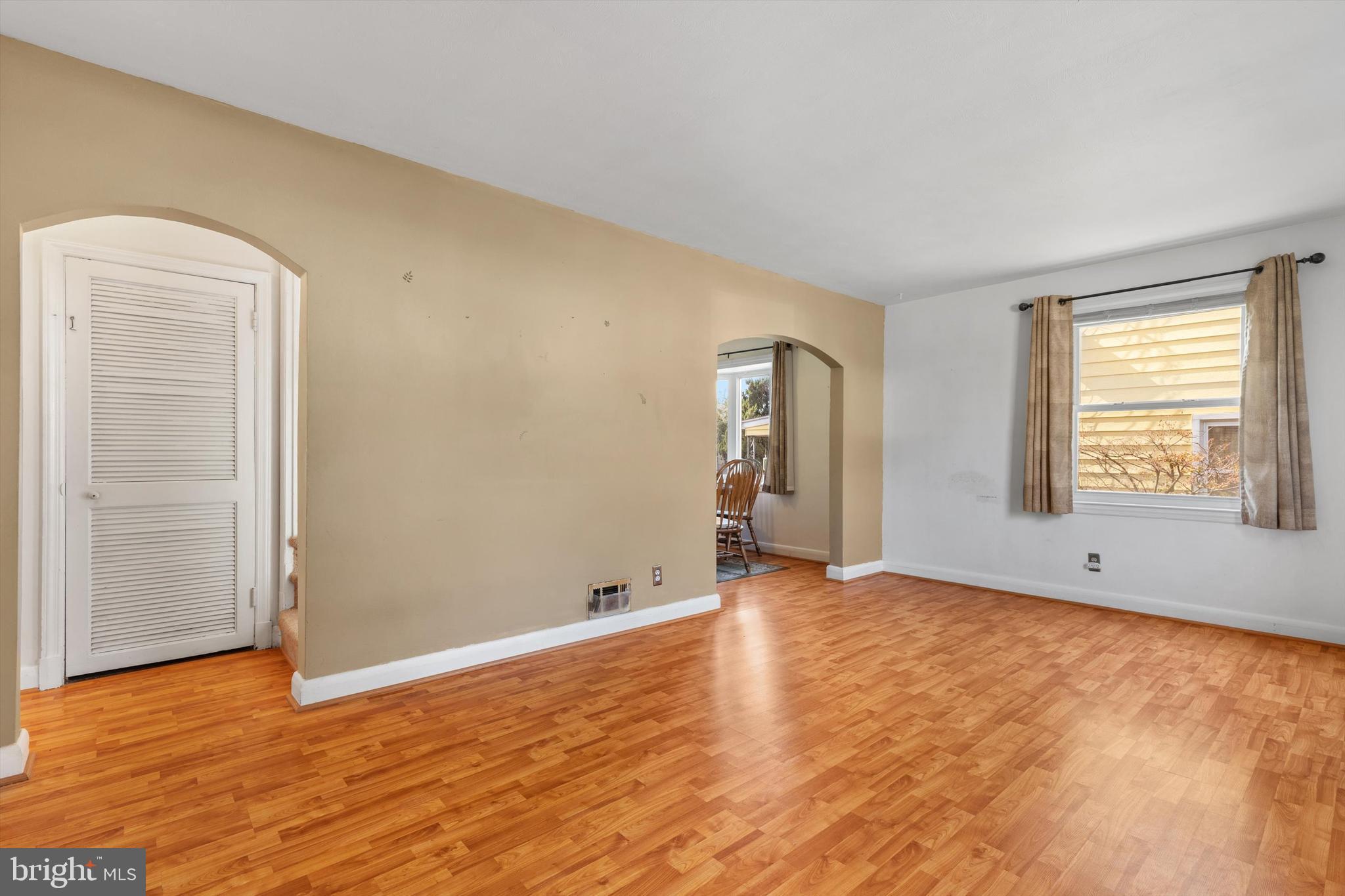 MEADOWBROOK - Residential