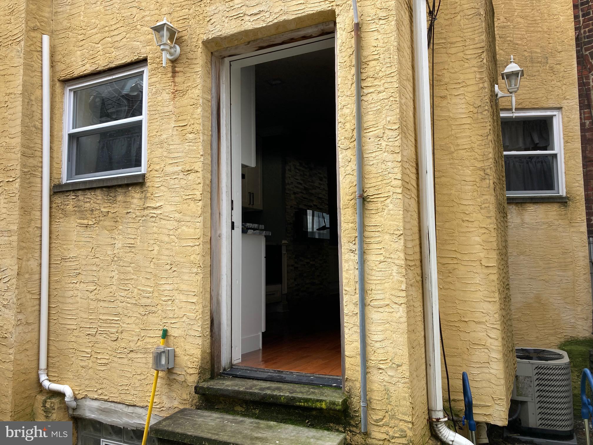 WHITMAN - Residential Lease