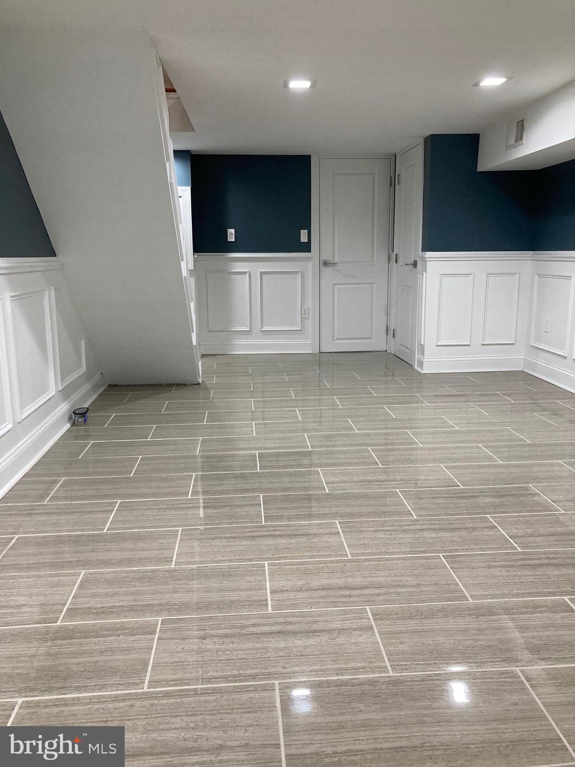 WHITMAN - Residential Lease