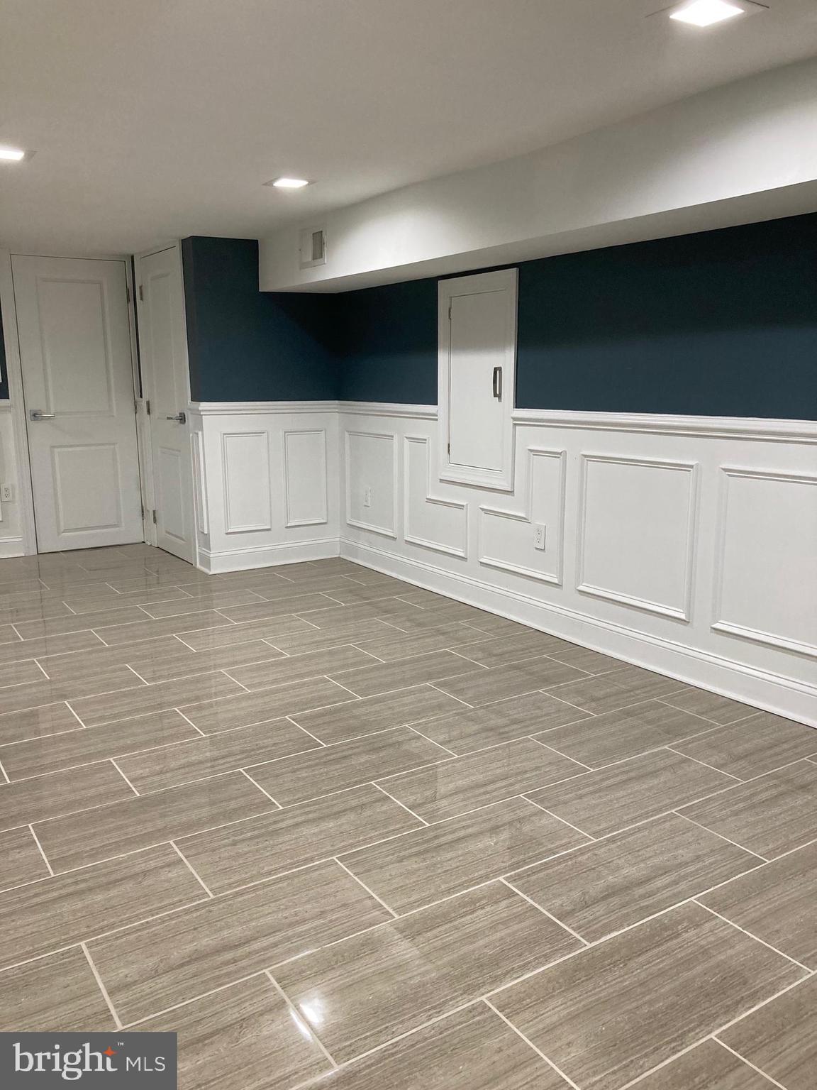 WHITMAN - Residential Lease
