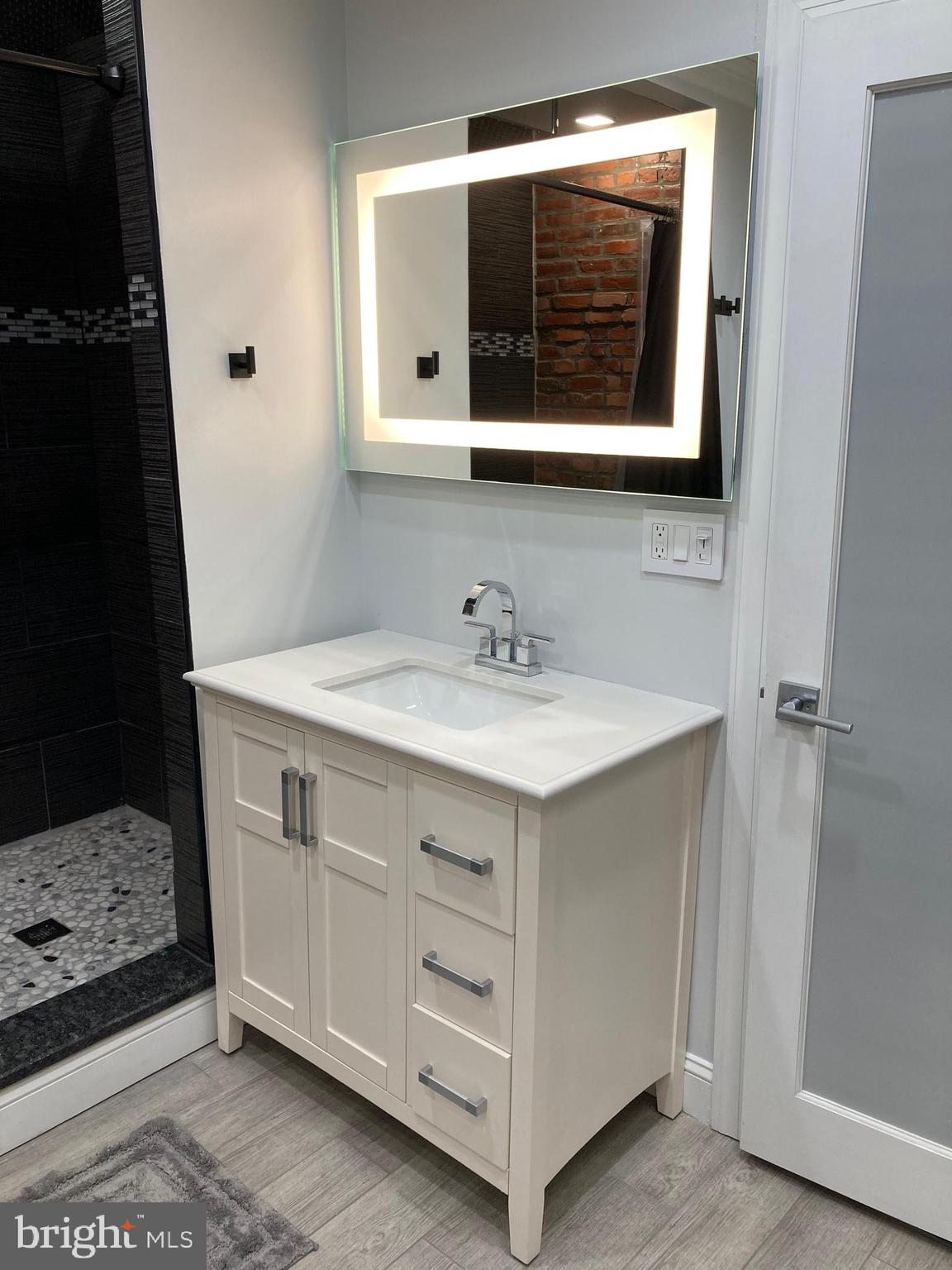 WHITMAN - Residential Lease