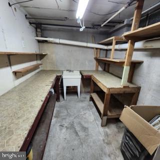 BERKELEY MANOR - Residential