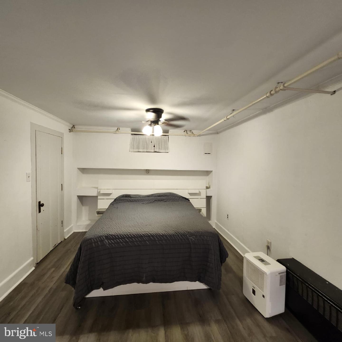 BERKELEY MANOR - Residential