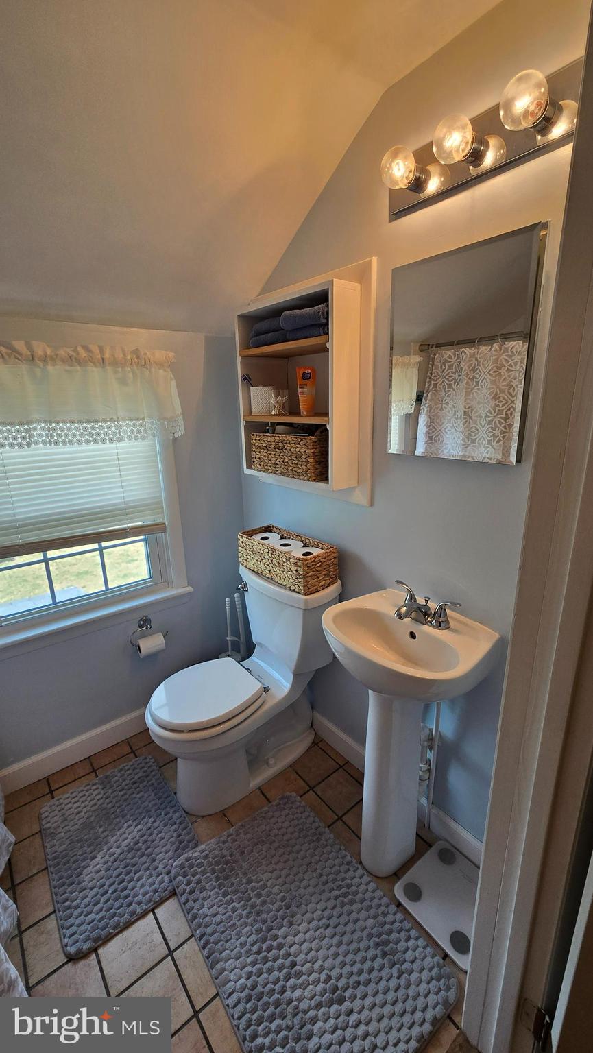 BERKELEY MANOR - Residential